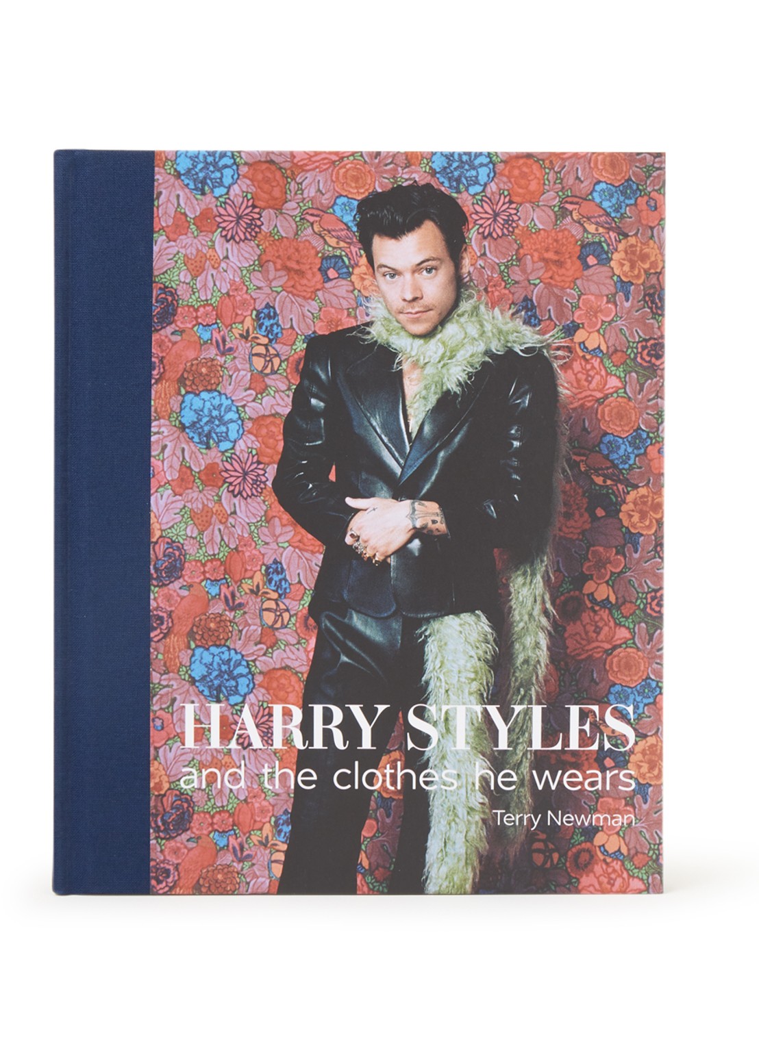 Harry Styles and the clothes he wears - voorkant undefined