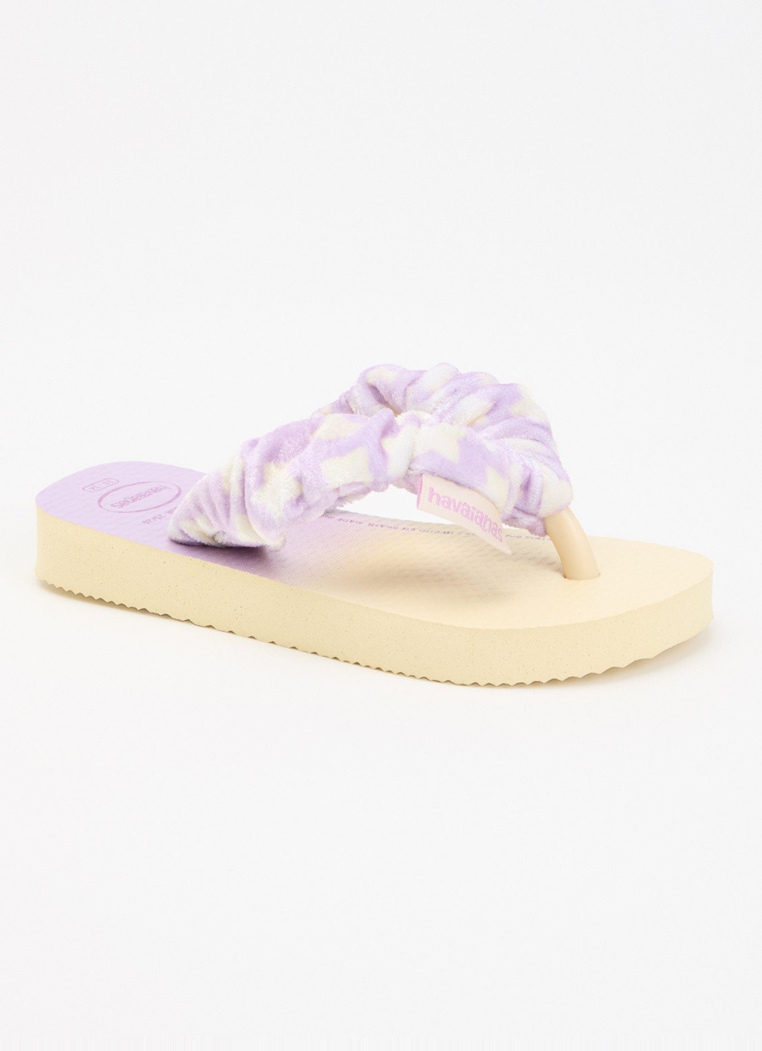 Havaianas Fluffy slippers van fluweel met print - voorkant 3 gebroken wit