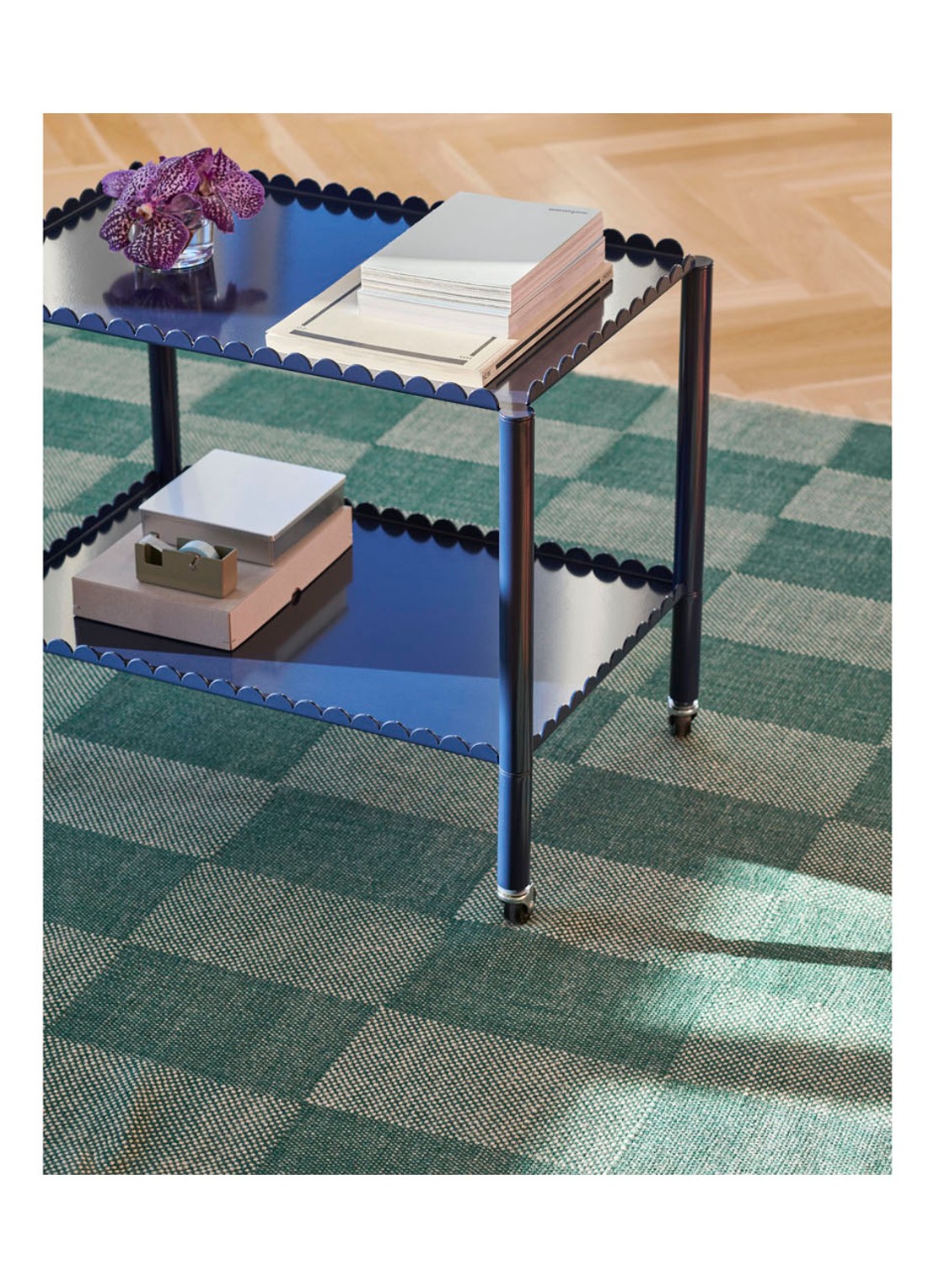 Hay Arcs Trolley kast 63 x 44 cm - detail blauw