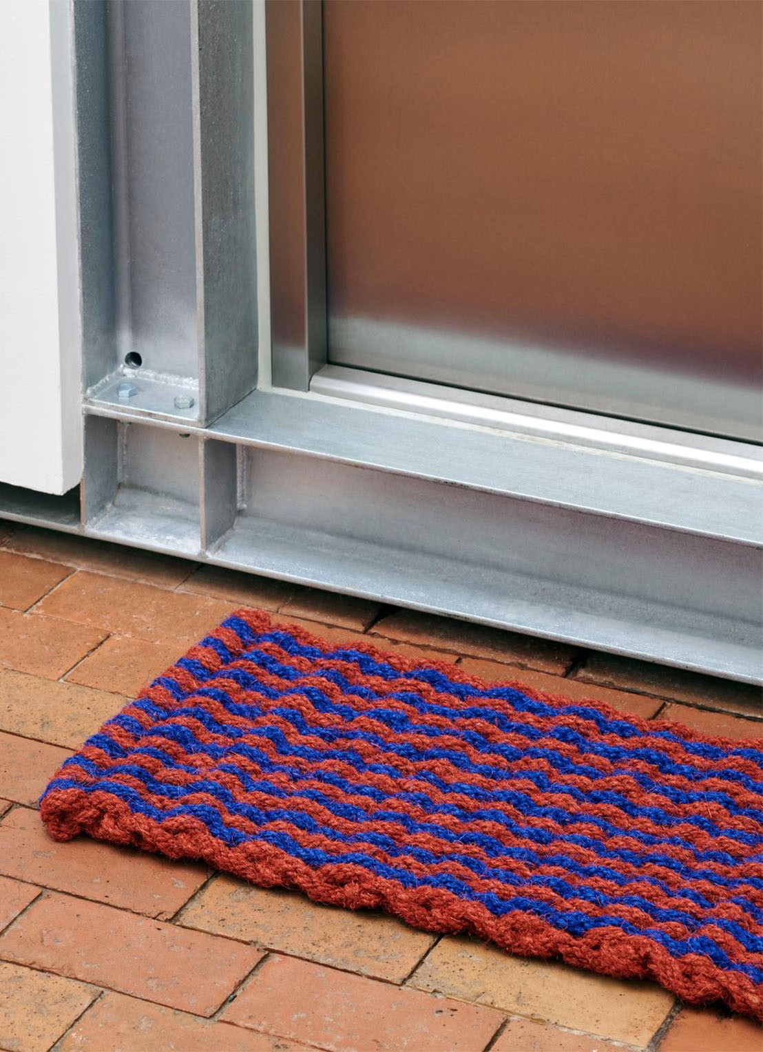 Hay Coco deurmat 80 x 40 cm - voorkant 2 kobaltblauw