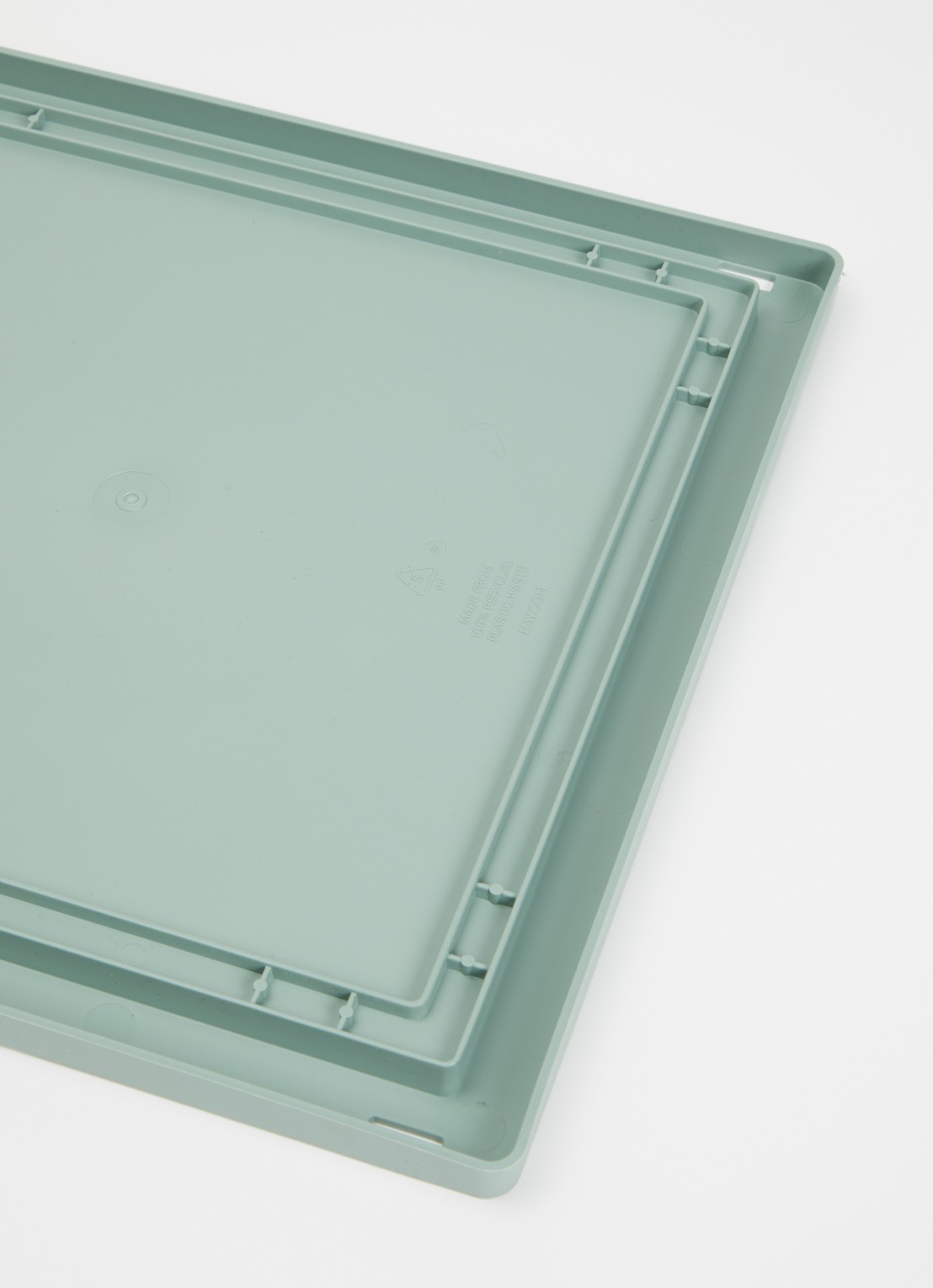 Hay Colour Crate M Square deksel - voorkant 2 lichtgroen