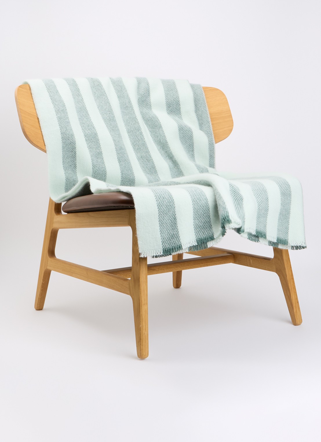 Hay Duo plaid van wol 180 x 130 cm - voorkant 3 mint