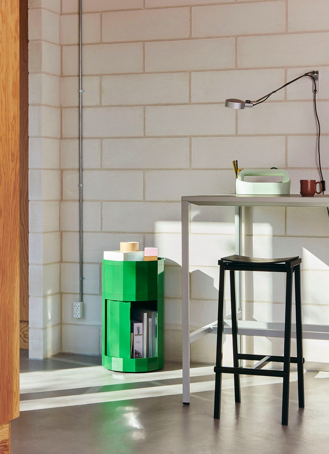 Hay Facet kast 38 x 66 cm - detail 5 groen