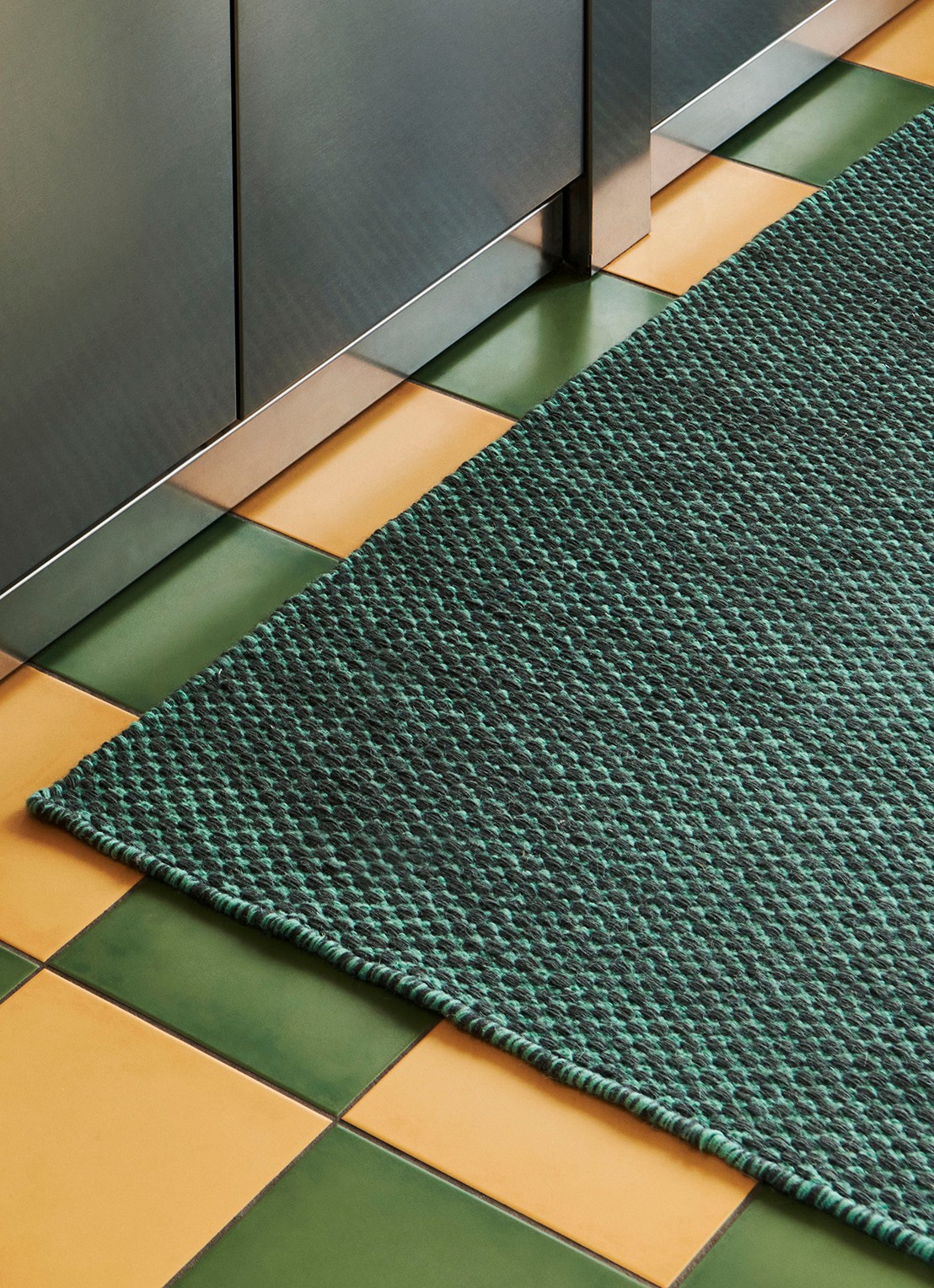 Hay Moire vloerkleed van wol 200 x 80 cm - detail 3 groen