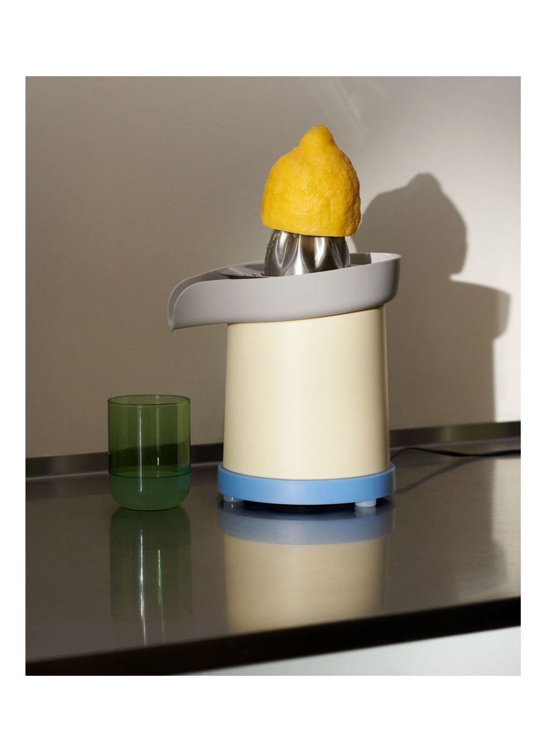 Hay Sowden Juicer citruspers 541399 - detail 4 vanillegeel