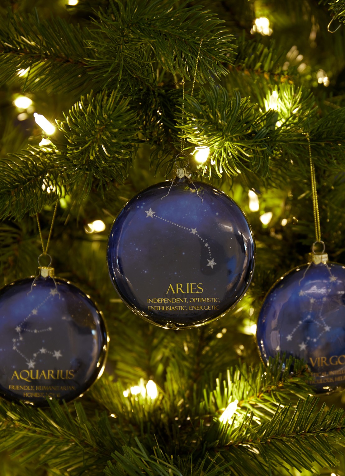 HD Collection Aries kersthanger 10 cm - voorkant 2 royalblauw