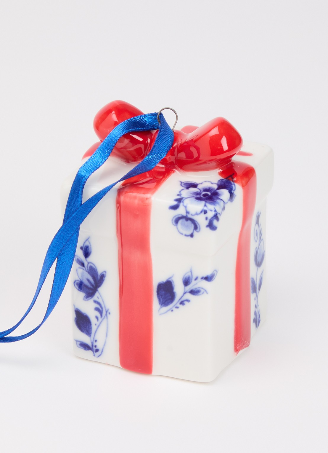 Heinen Delfts Blauw Cadeautje kersthanger 6,5 cm - detail 2 gebroken wit