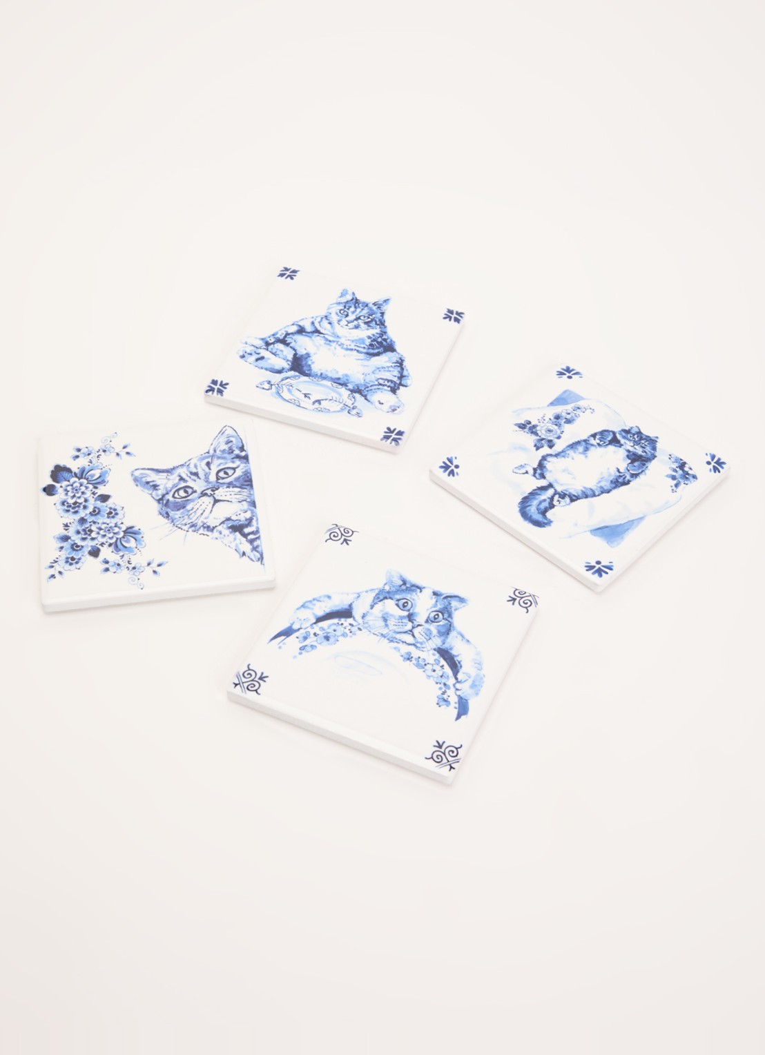 Heinen Delfts Blauw Onderzetters van kurk set van 4 - voorkant 2 blauw