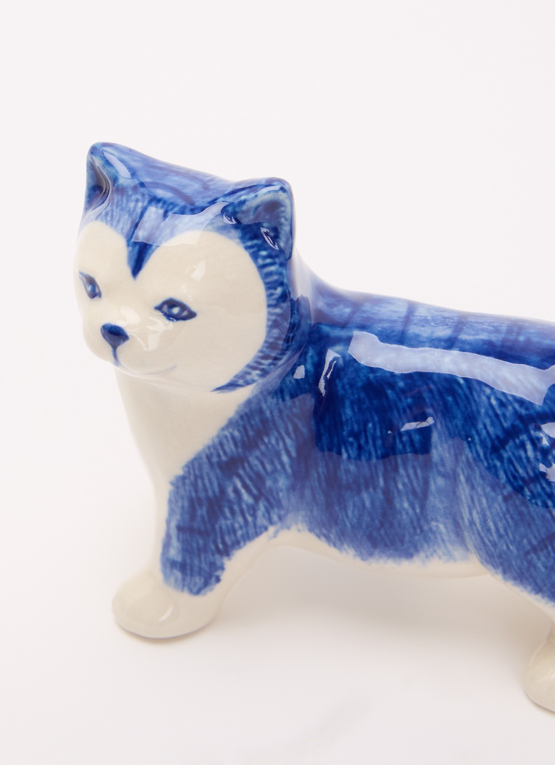 Heinen Delfts Blauw Poes ornament 9 cm - voorkant 2 donkerblauw