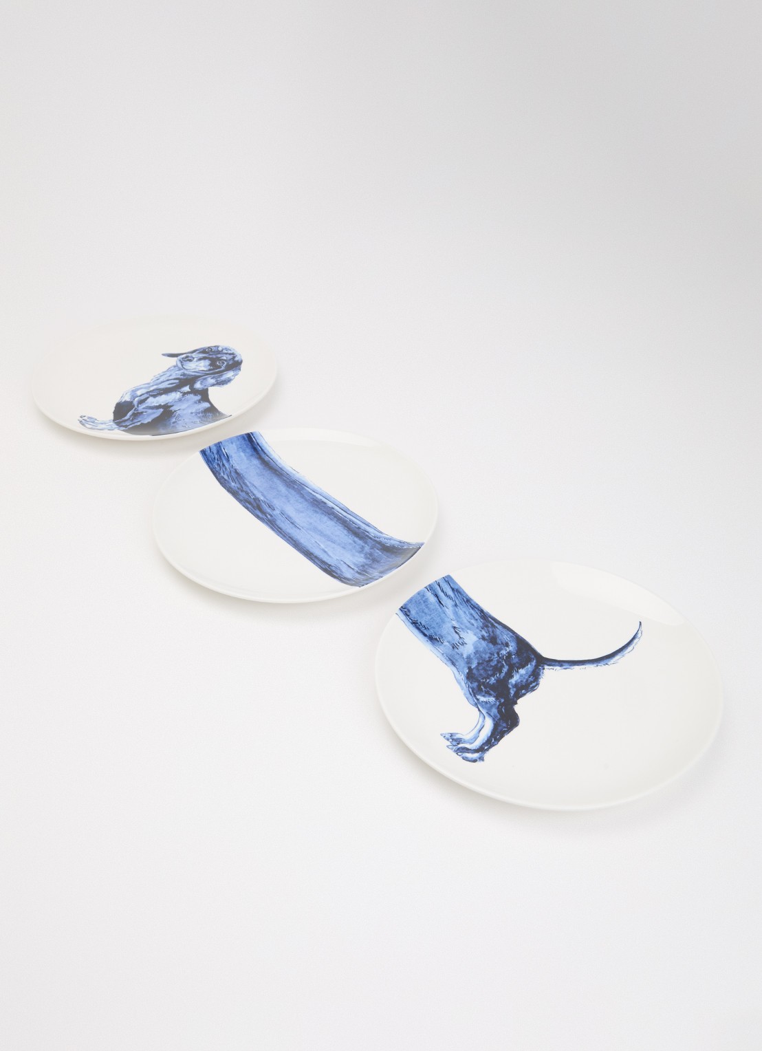 Heinen Delfts Blauw Teckel drieluik wandbord 26 cm 3-delig  - voorkant 2 blauw