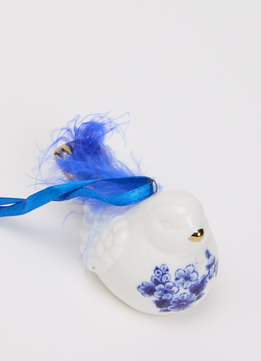 Heinen Delfts Blauw Vogel Met Veer kersthanger 5 cm - detail gebroken wit