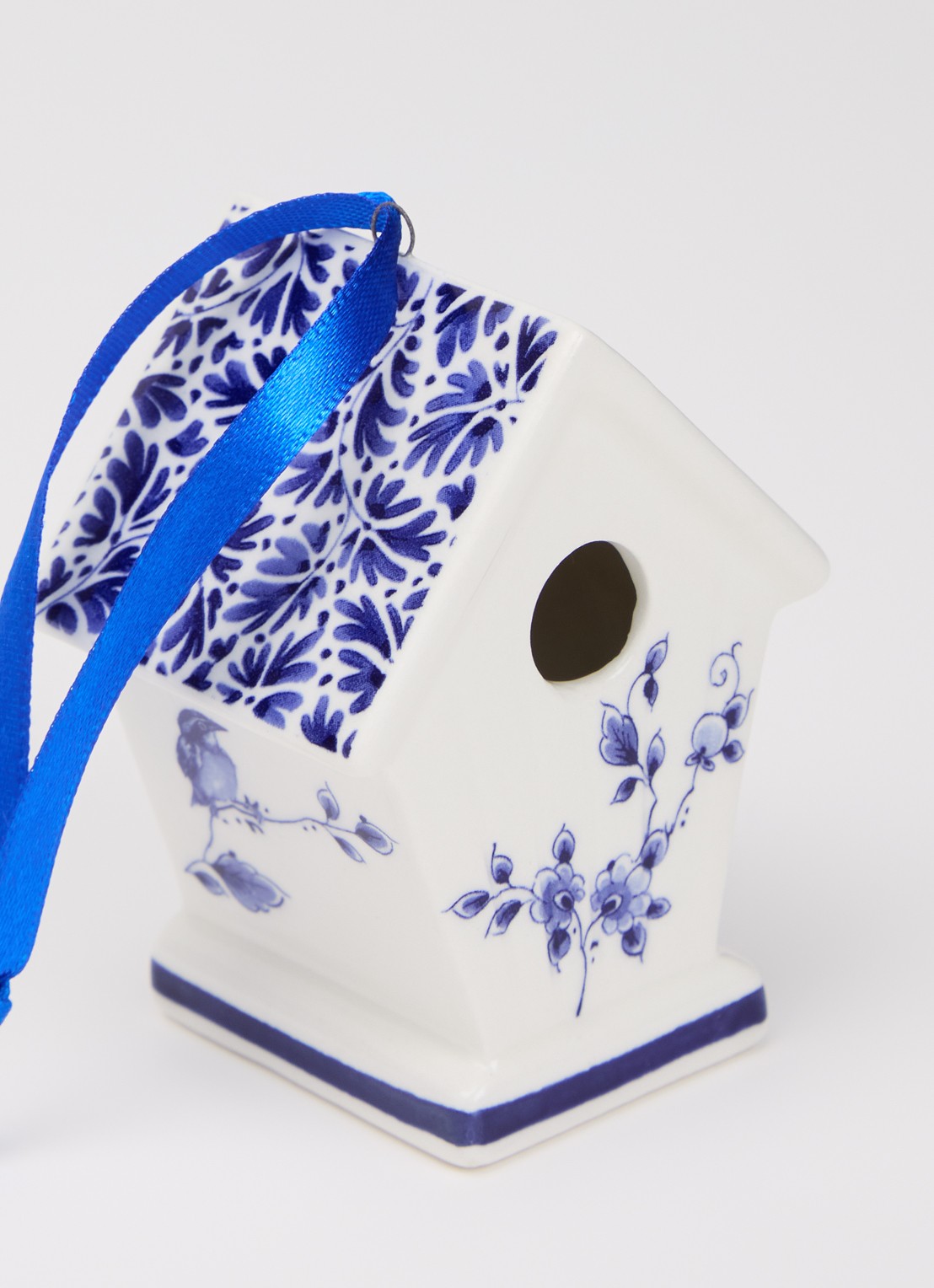 Heinen Delfts Blauw Vogelhuisje kersthanger 7,5 cm - detail 2 gebroken wit