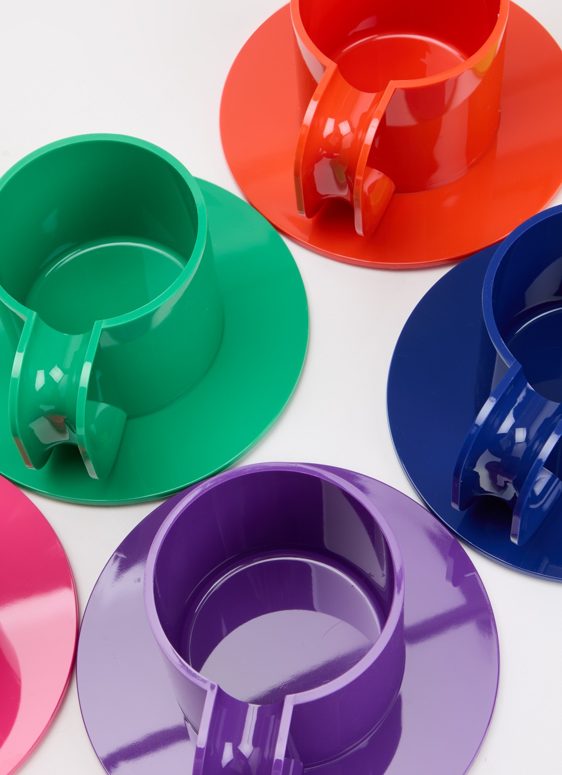 Heller Max kop en schotel 25 cl set van 12 - detail multicolor