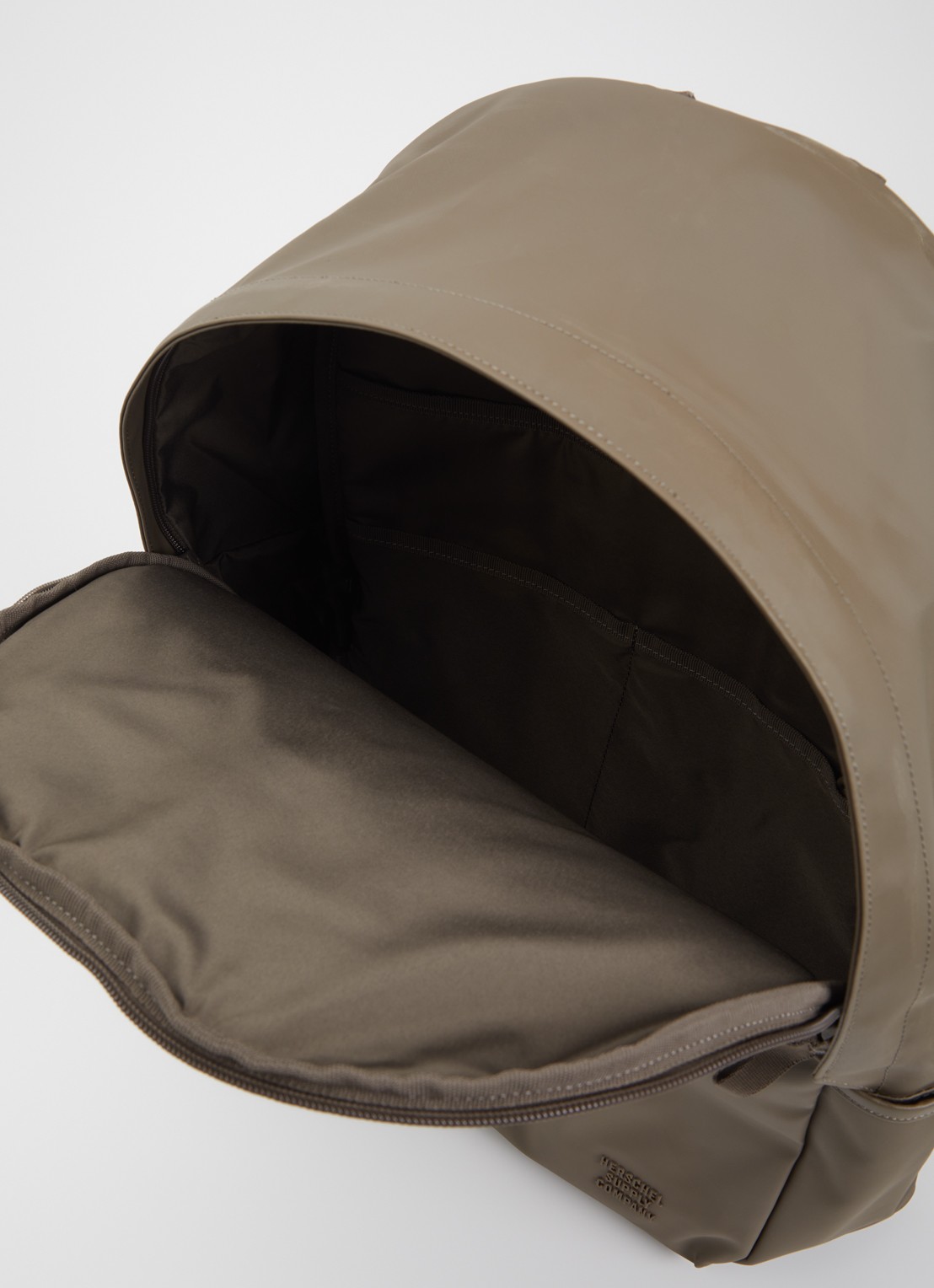 Herschel Supply Alberni rugzak met 15 / 16 inch laptopvak en waterafstotende coating - detail 3 lichtbruin