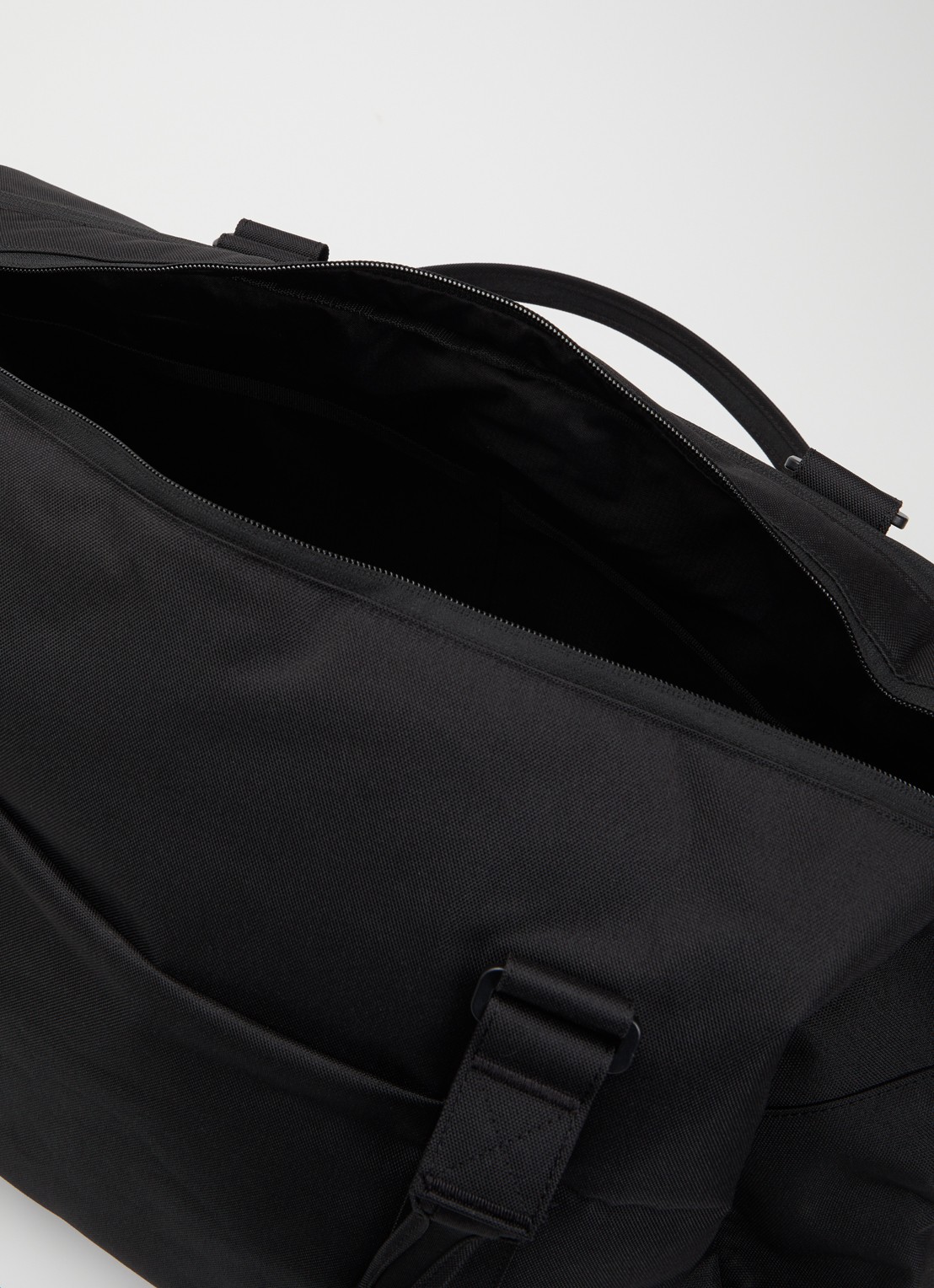 Herschel Supply Novel Tech weekendtas  met afneembare schouderriem - detail 2 zwart