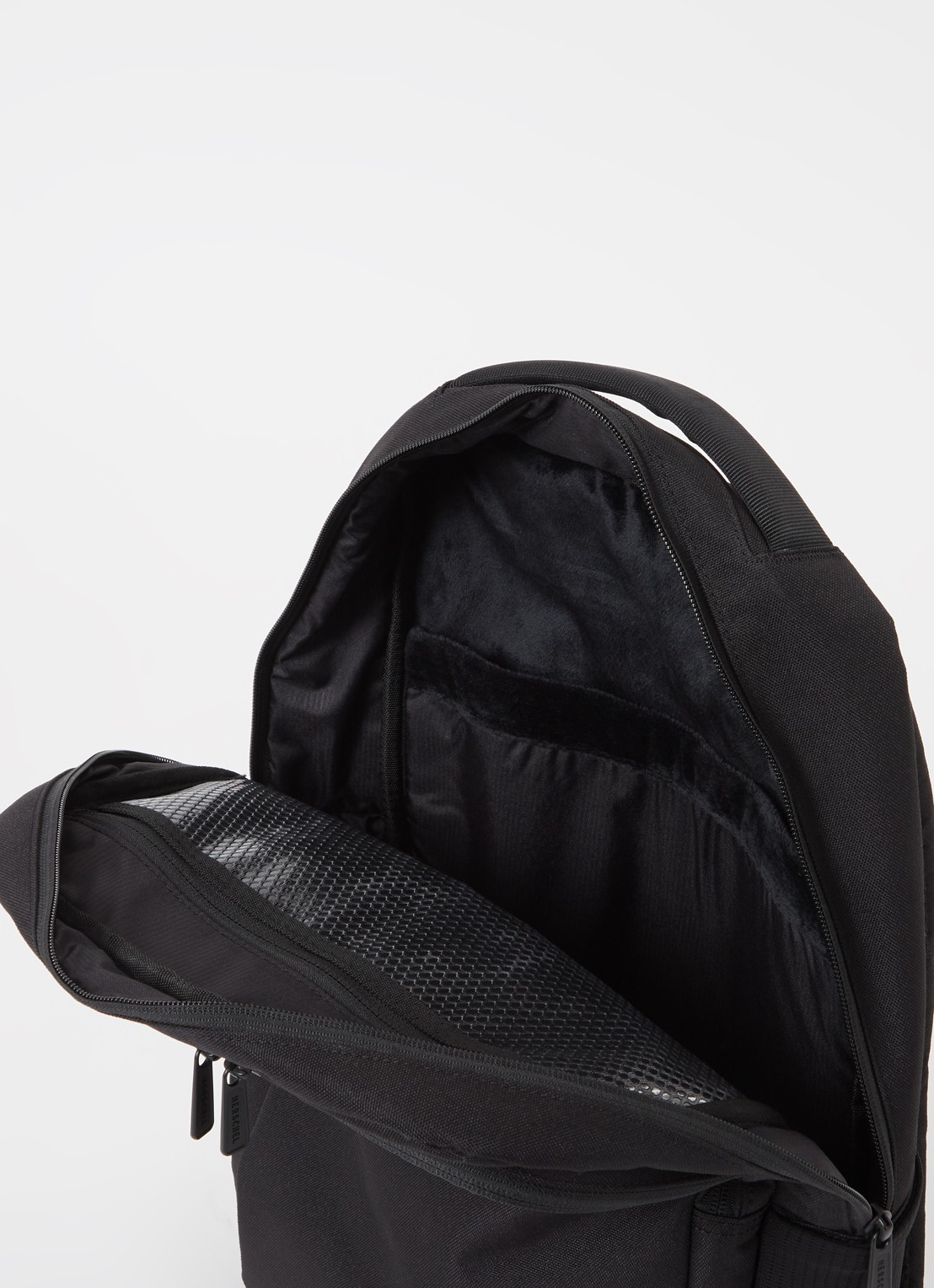 Herschel Supply Tech Division Kaslo rugzak met 15 inch laptopvak - detail 2 zwart