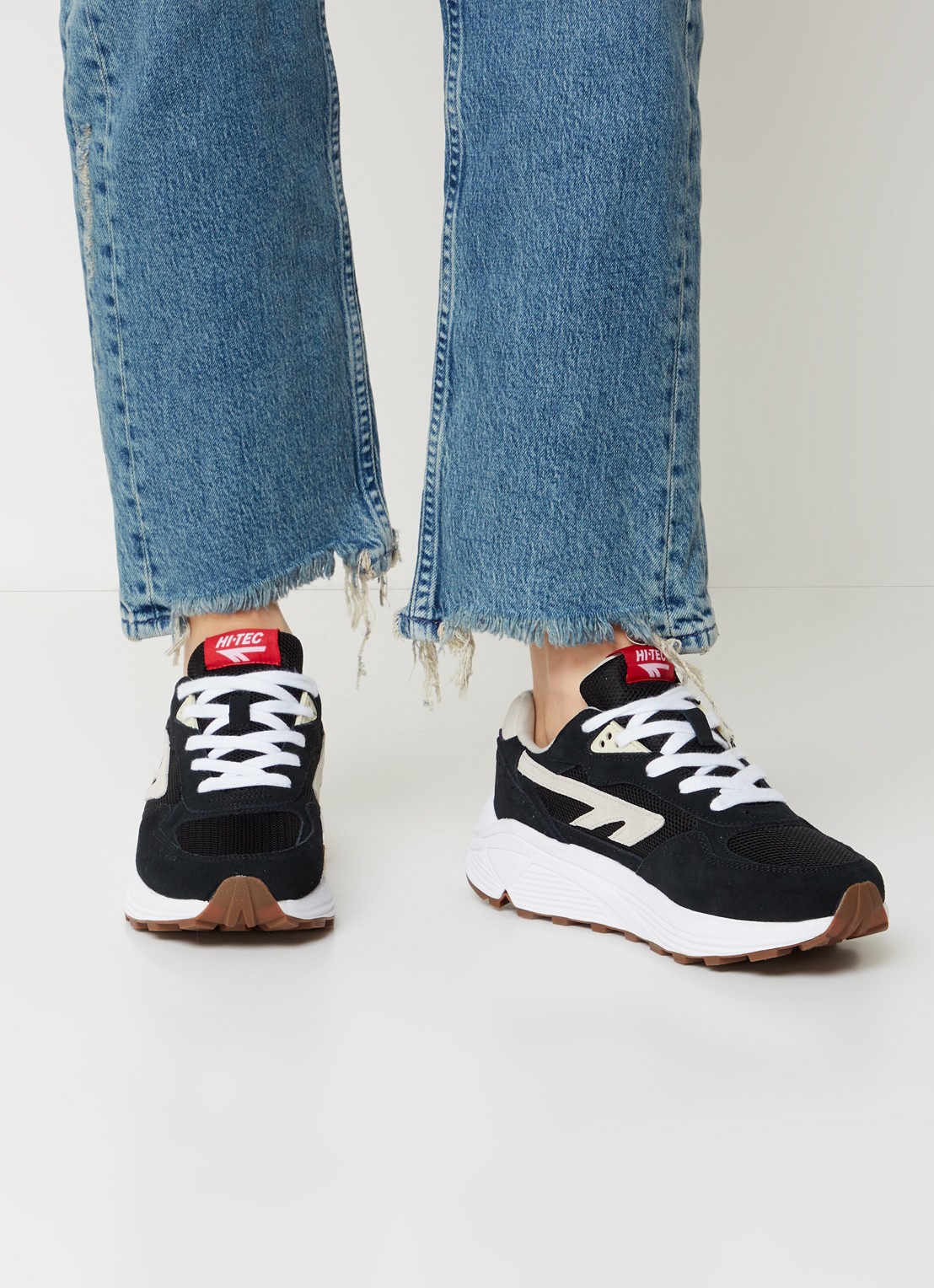 Hi-Tec HTS Shadow RGS sneaker met suède details - voorkant 2 zwart