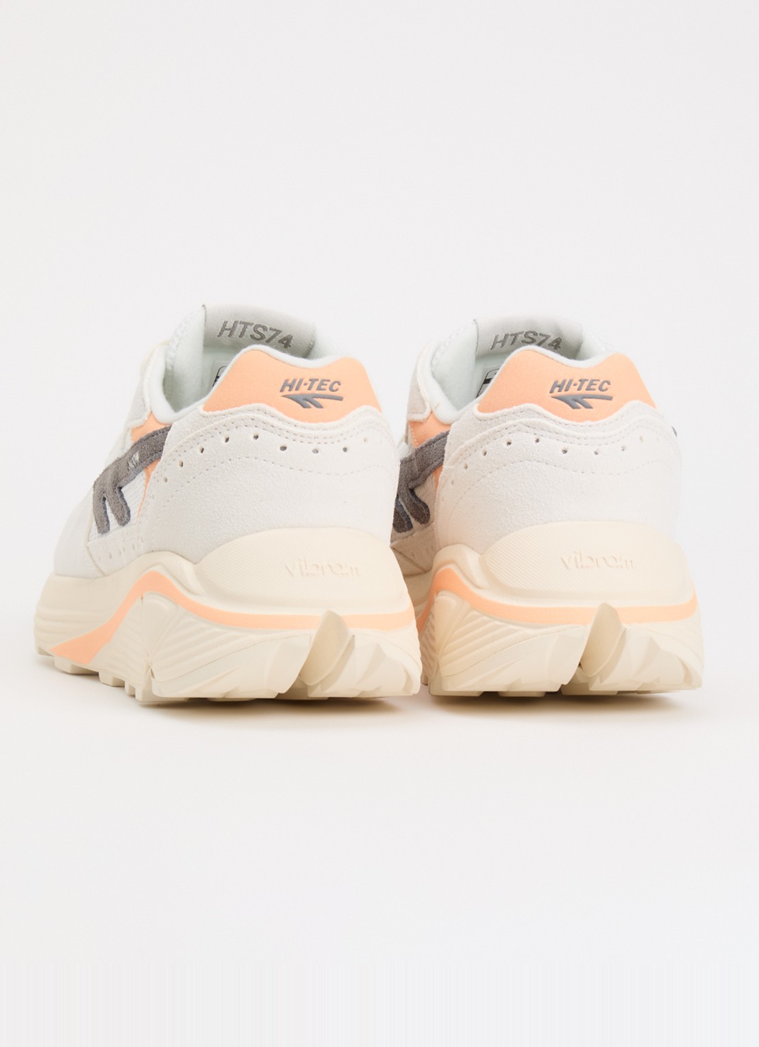 Hi-Tec HTS Shadow RGS sneaker van suède met details van mesh - achterkant 5 abrikoos
