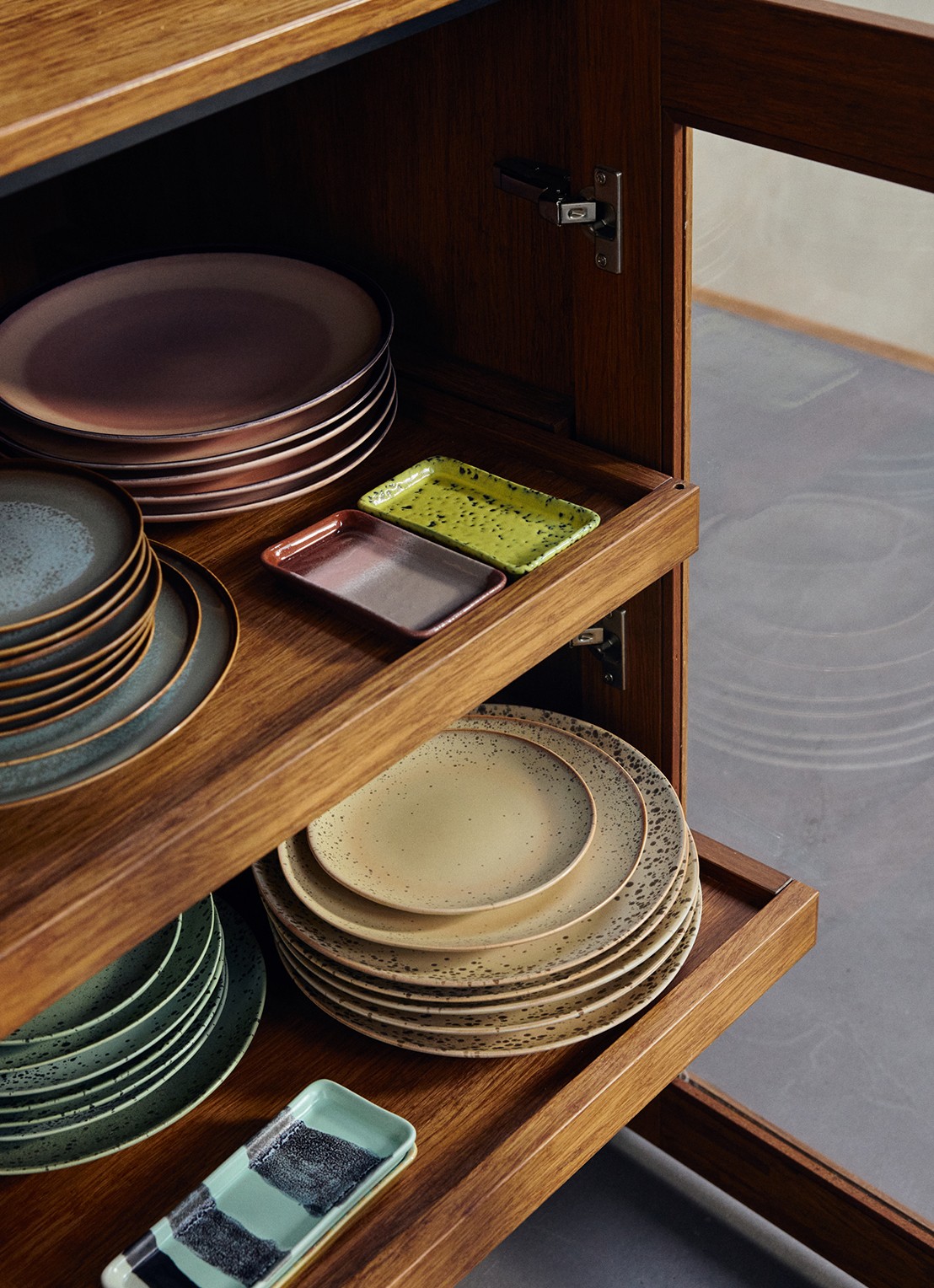 HKliving 70s Ceramics ontbijtbord 22 cm set van 2 - achterkant 4 zand
