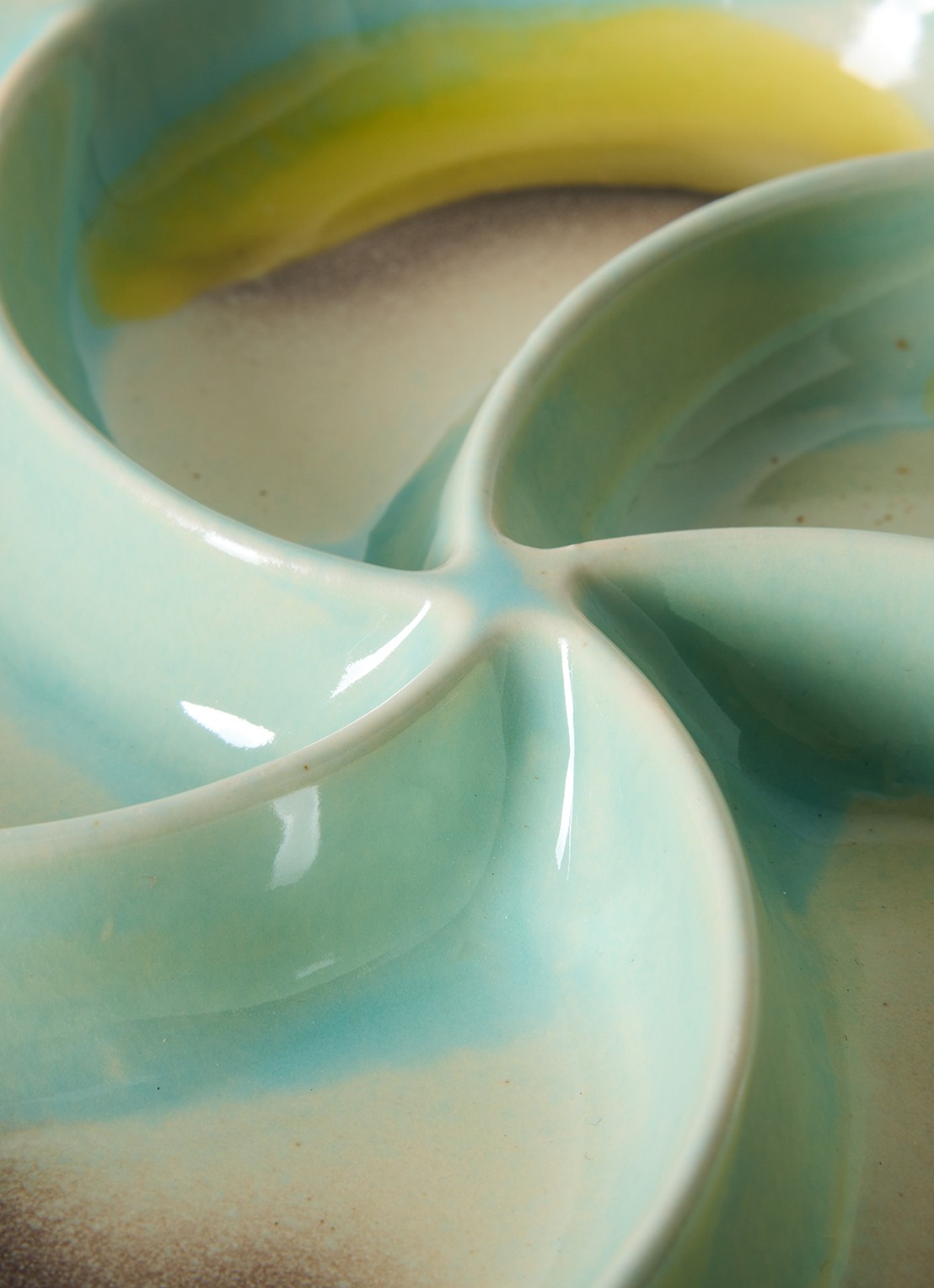 HKliving 70s Ceramics serveerschaal 20 cm - detail 3 mint