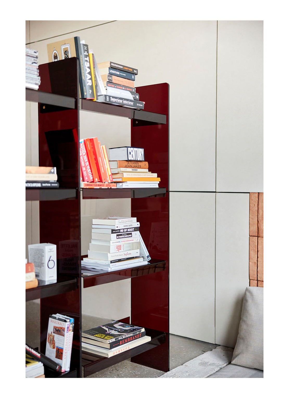 HKliving Acrylic stellingkast 160 x 137 cm - detail 3 bordeauxrood