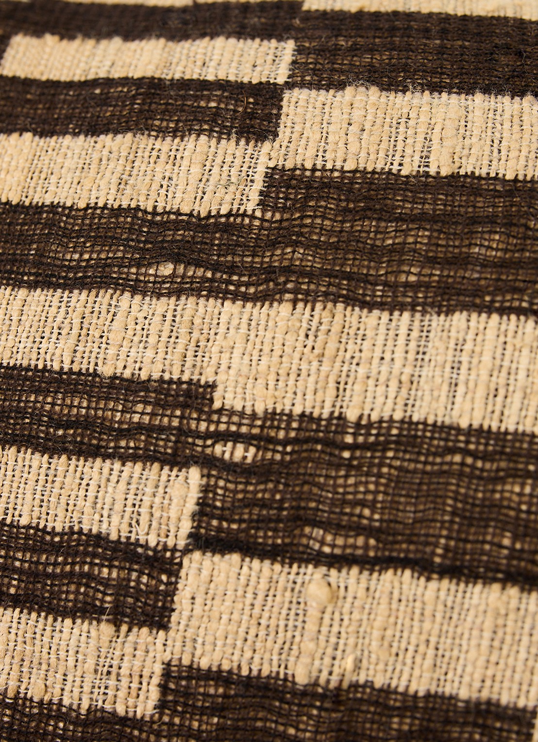 HKliving Monochroom sierkussen 70 x 40 cm  - detail 4 donkerbruin