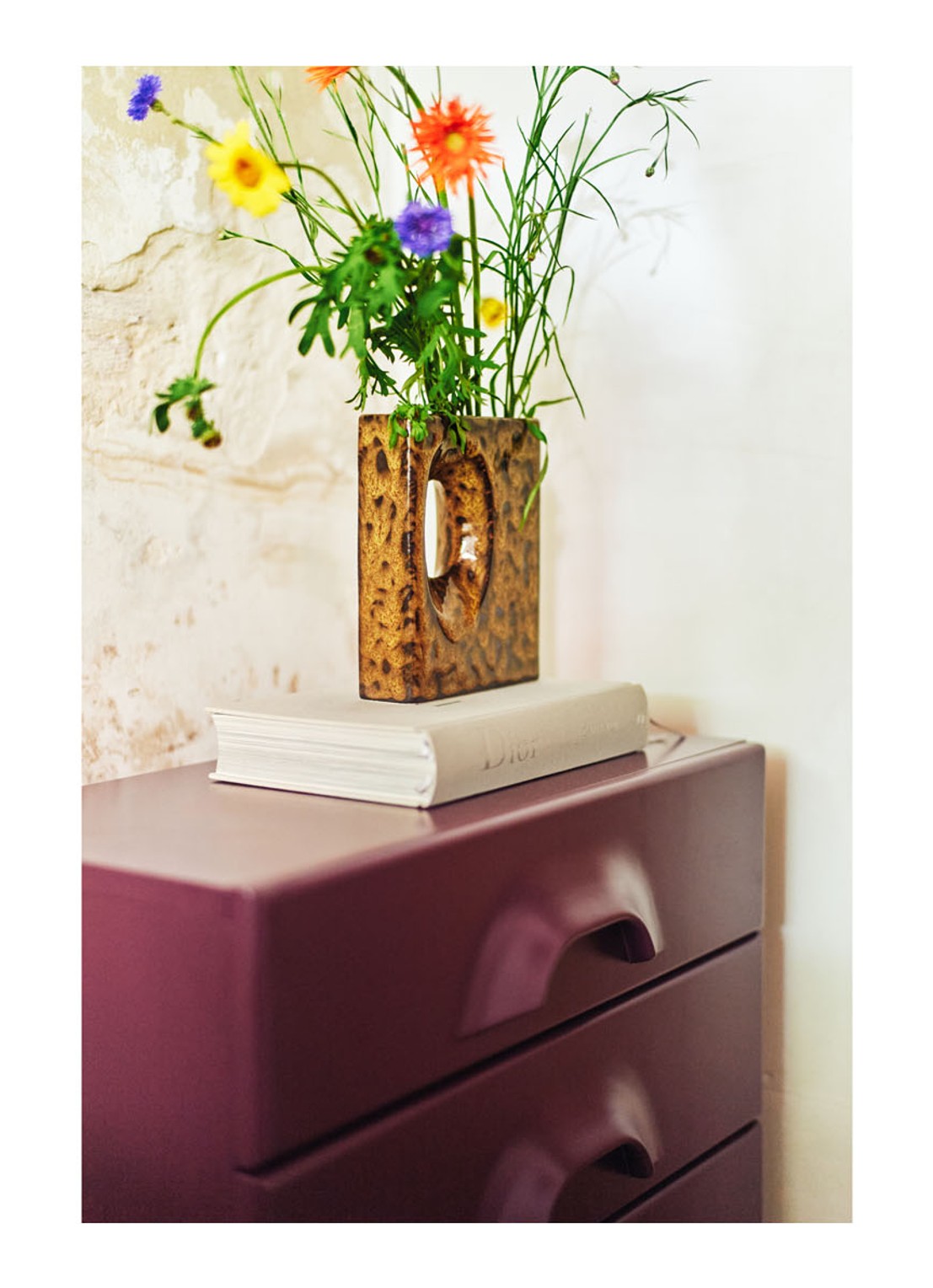 HKliving Retro S vaas 21 cm - detail 2 olijfgroen
