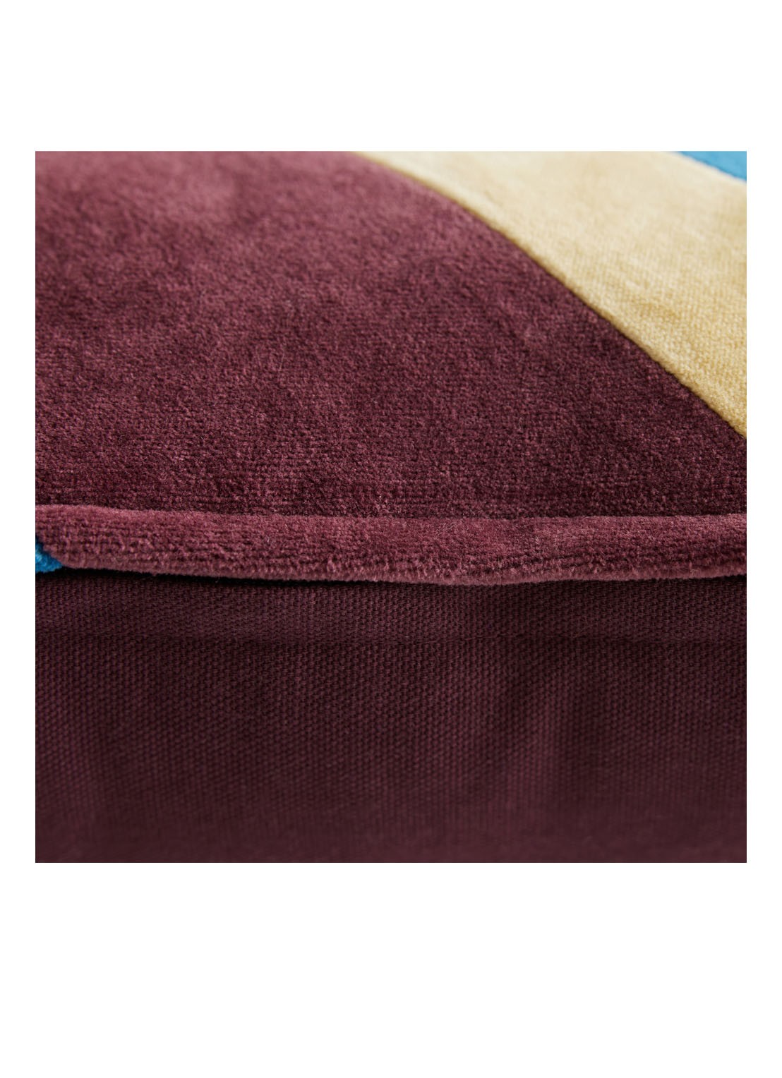 HKliving Striped sierkussen 30 x 50 cm - detail 6 aubergine
