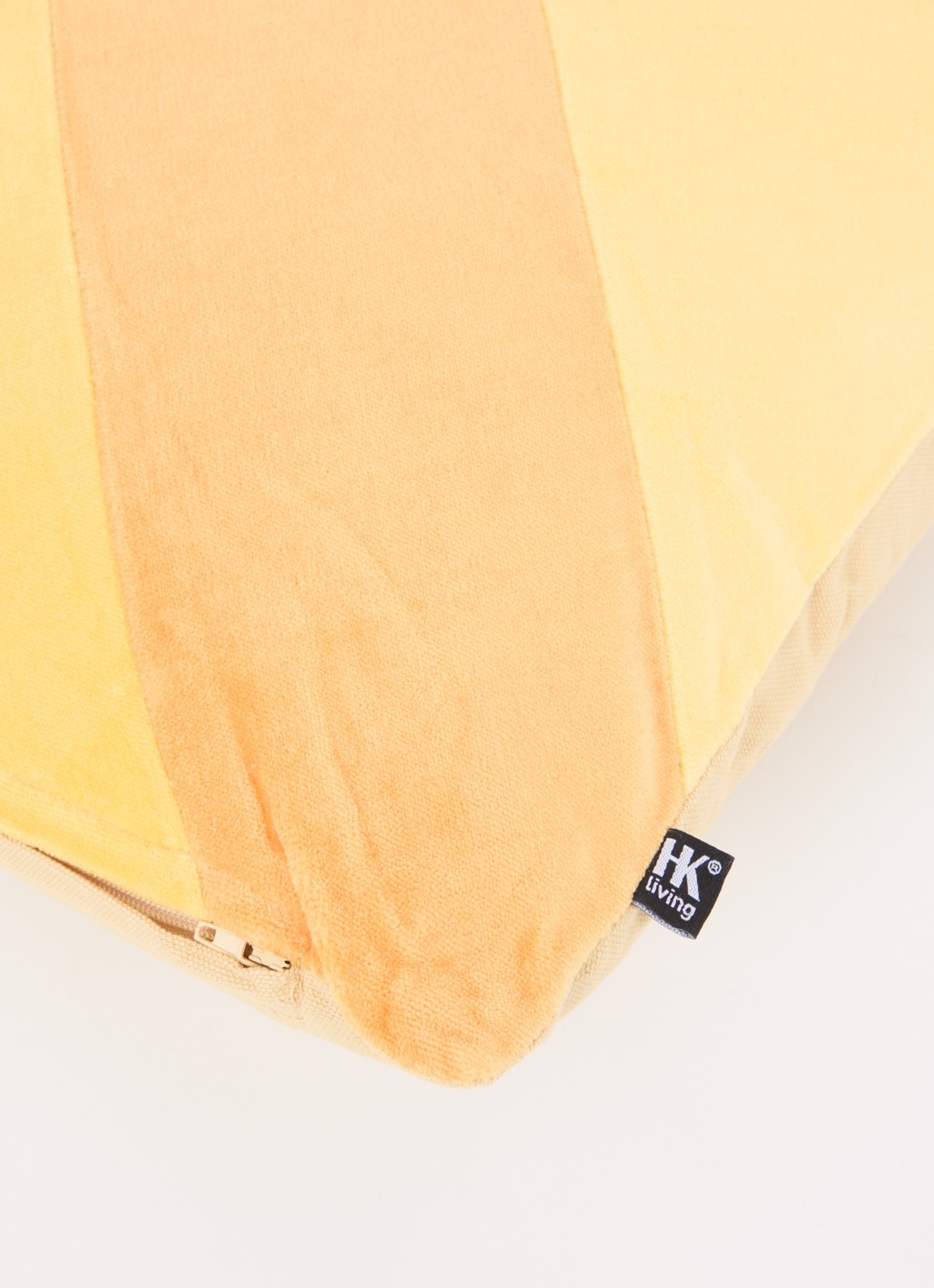 HKliving Striped Velvet sierkussen 40 x 60 cm - detail 2 geel
