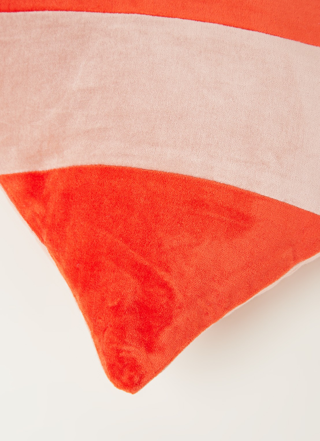 HKliving Striped Velvet sierkussen 60 x 40 cm - detail 4 oudroze