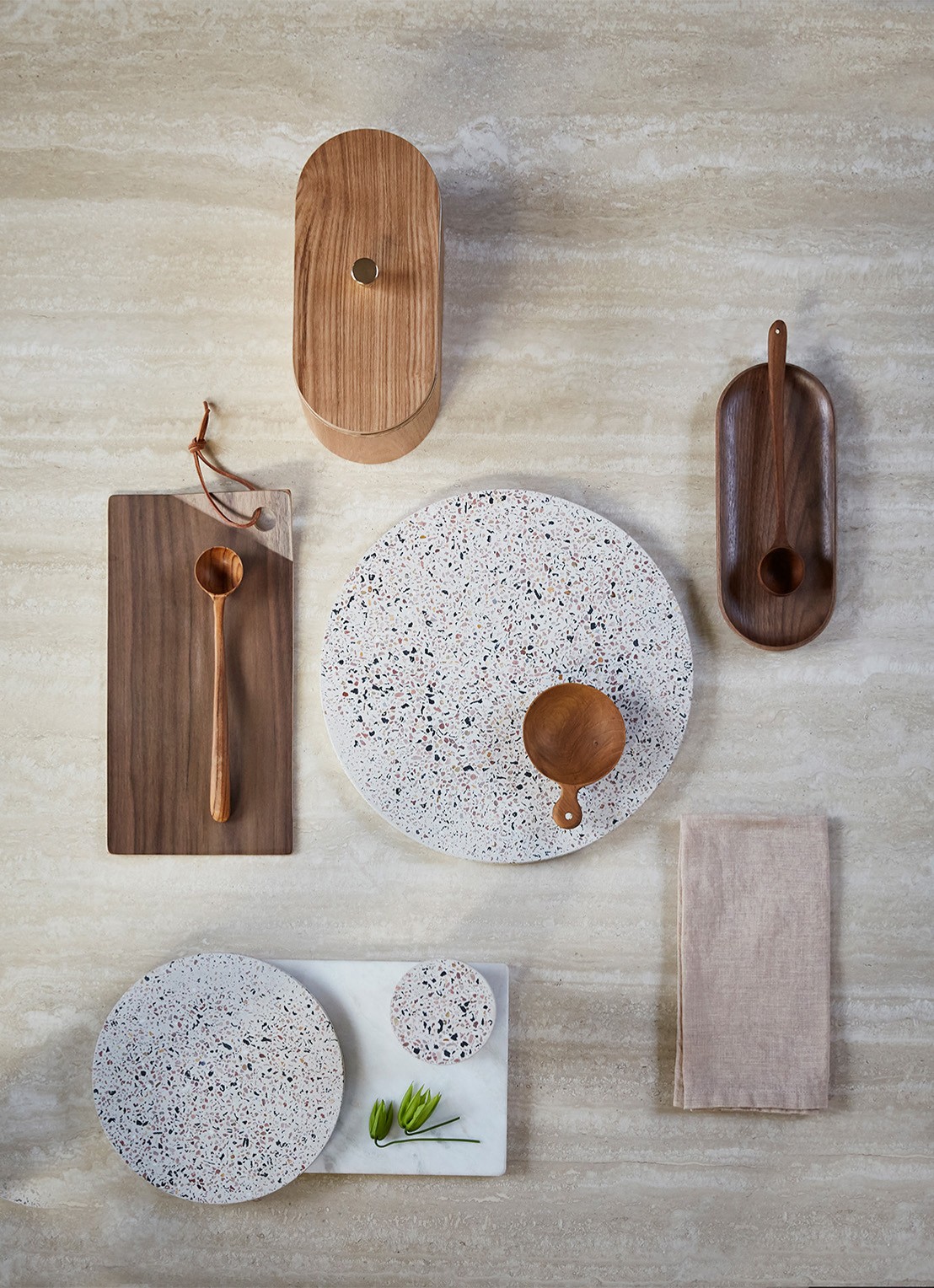 HKliving Terrazzo serveerplank M 20 cm  - voorkant 3 beige