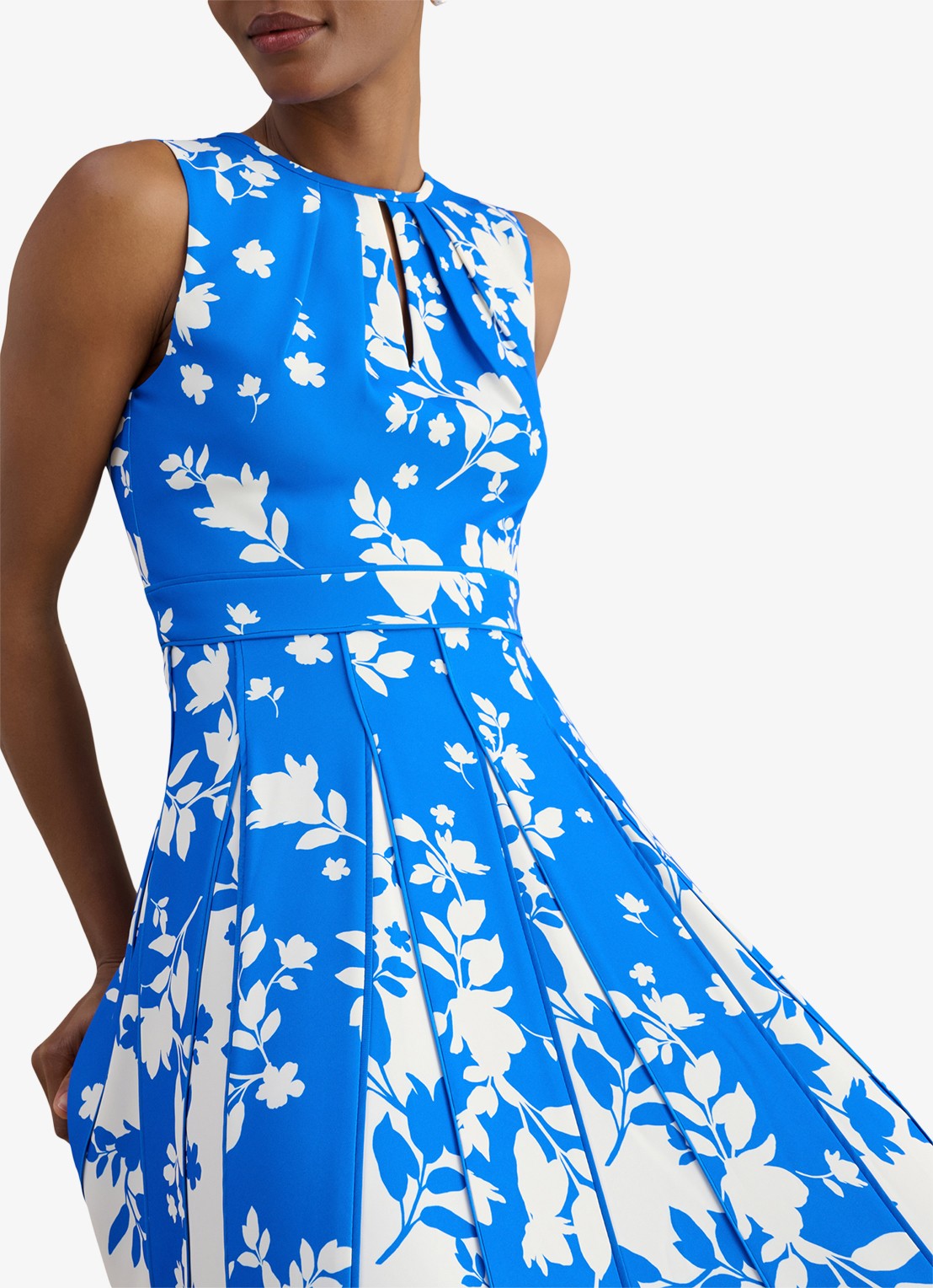 Hobbs Angelica midi jurk met plooien - detail 4 blauw