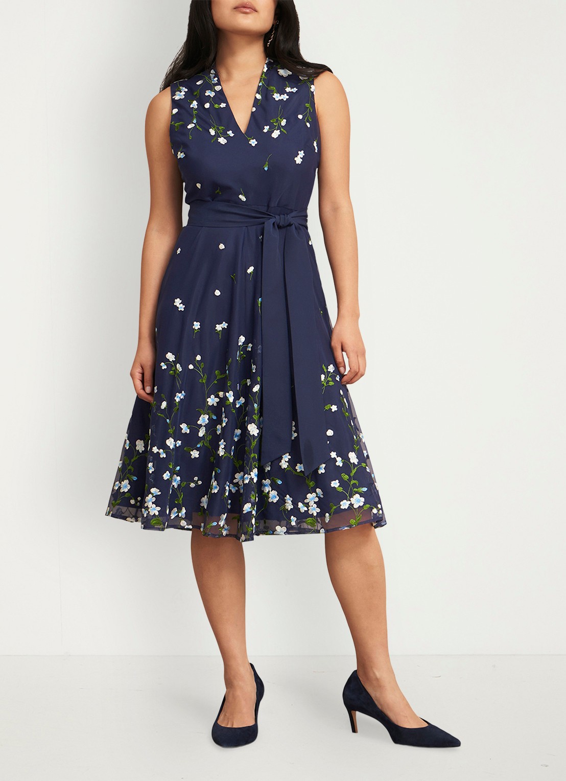 Hobbs Aria midi jurk met bloemenprint - detail 3 donkerblauw