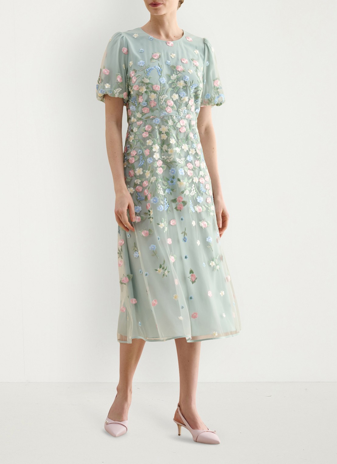 Hobbs Audra midi jurk met bloemborduring en pofmouw - voorkant 6 lichtgroen