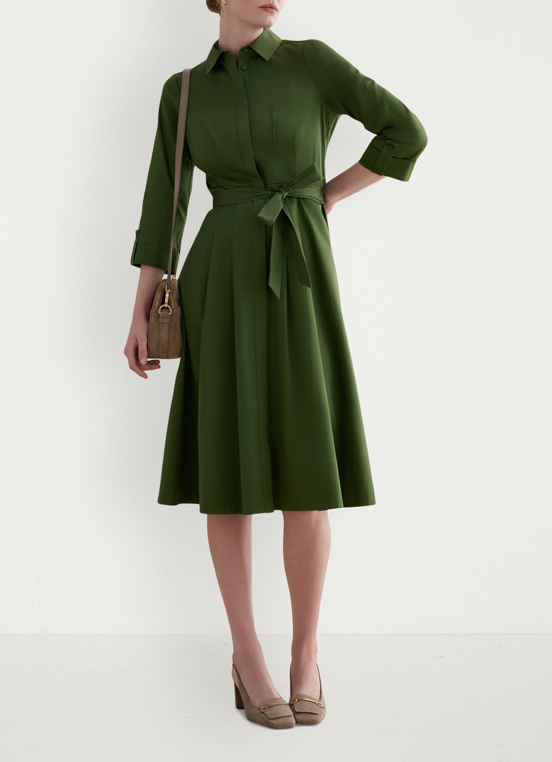 Hobbs Brigitta midi blousejurk met strikceintuur - voorkant 4 groen