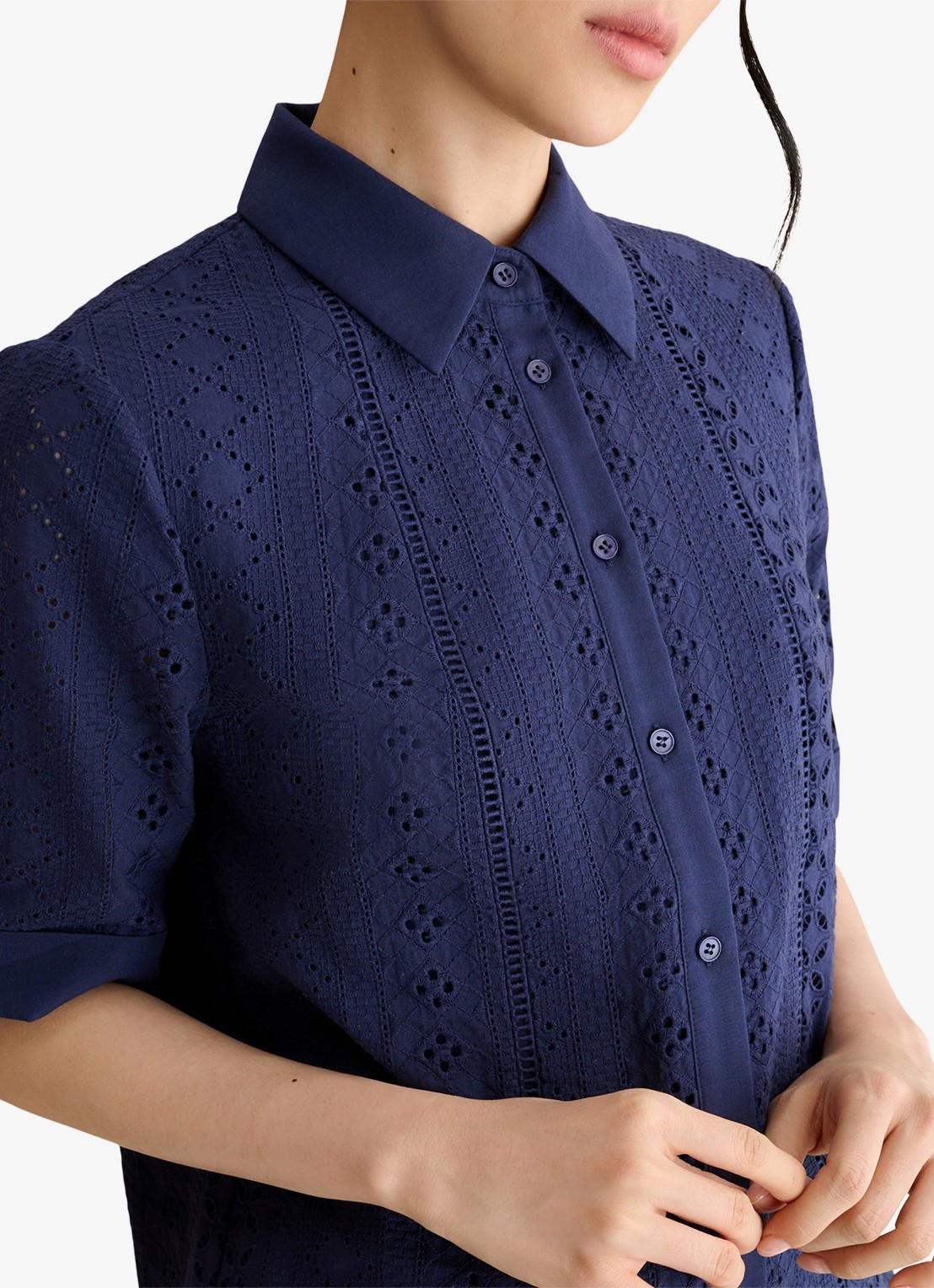 Hobbs Christie blouse met borduring - detail 2 donkerblauw