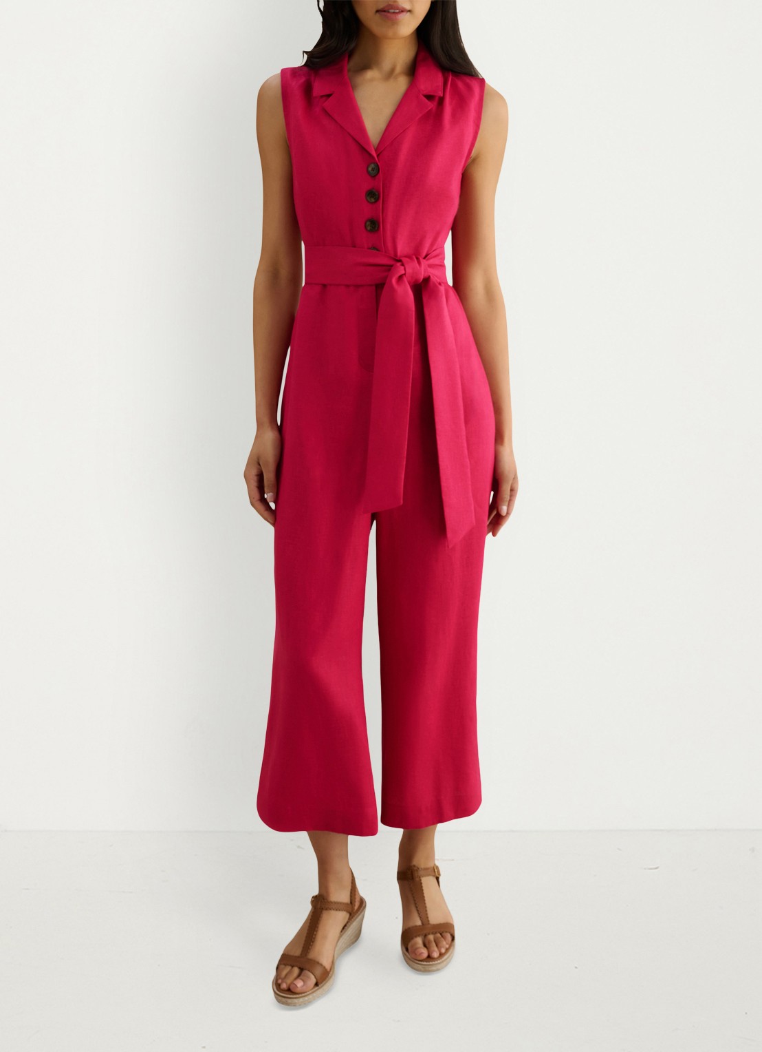 Hobbs Destiny wide fit jumpsuit van linnen met strikceintuur - voorkant 2 kersenrood
