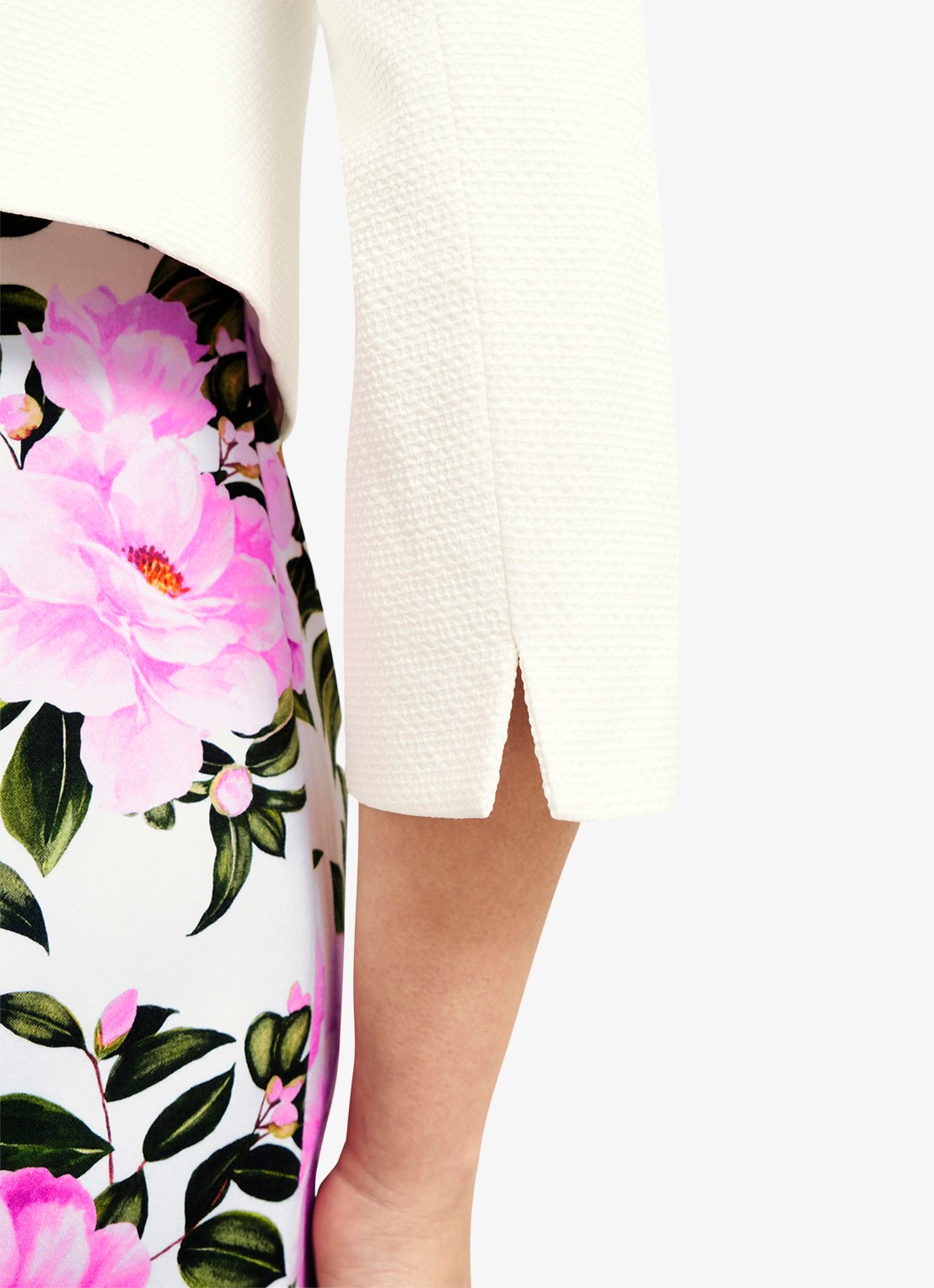 Hobbs Elize bolero met structuur - detail 4 ivoor