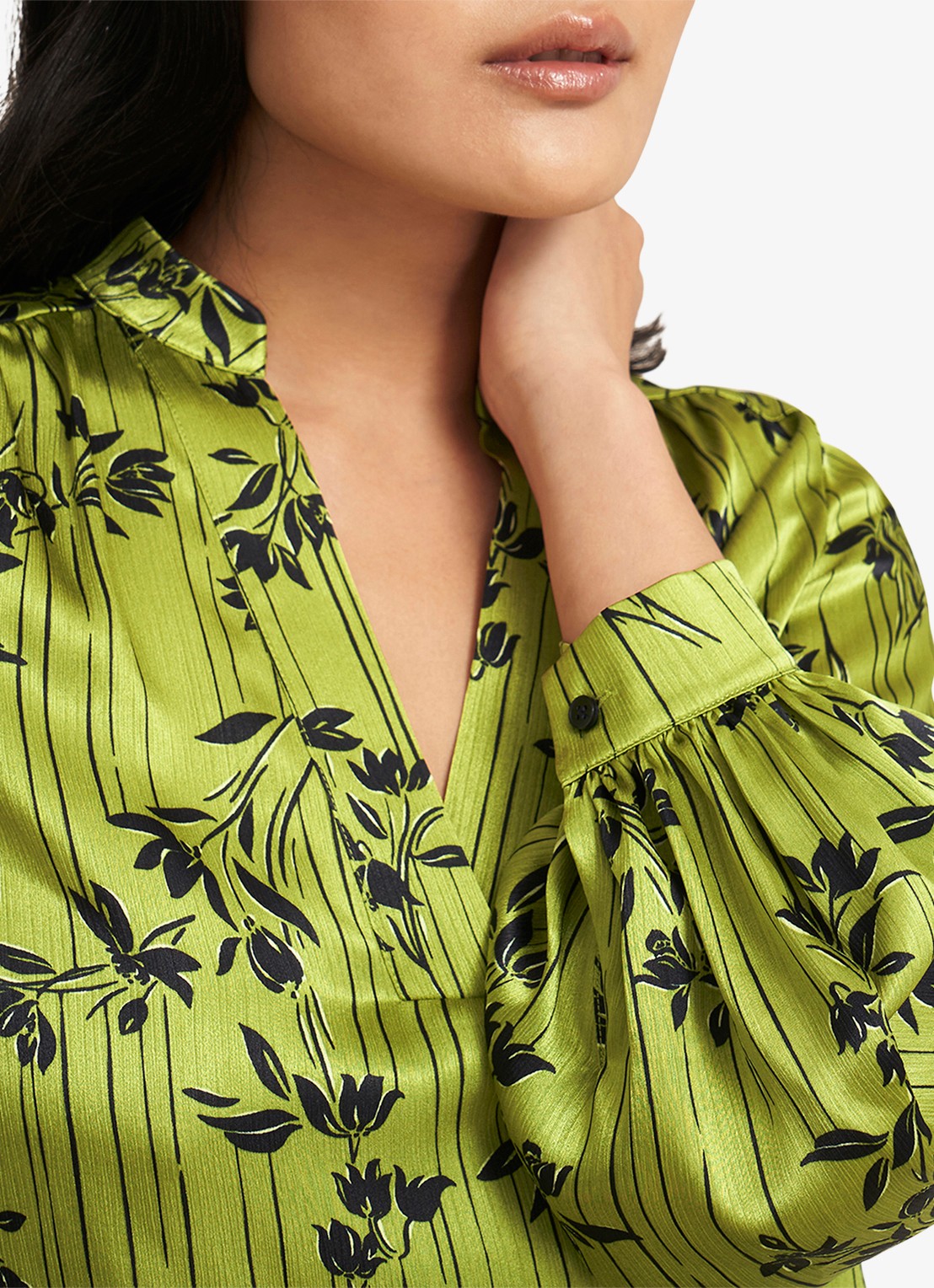 Hobbs Fara blouse met bloemenprint - detail 2 groen