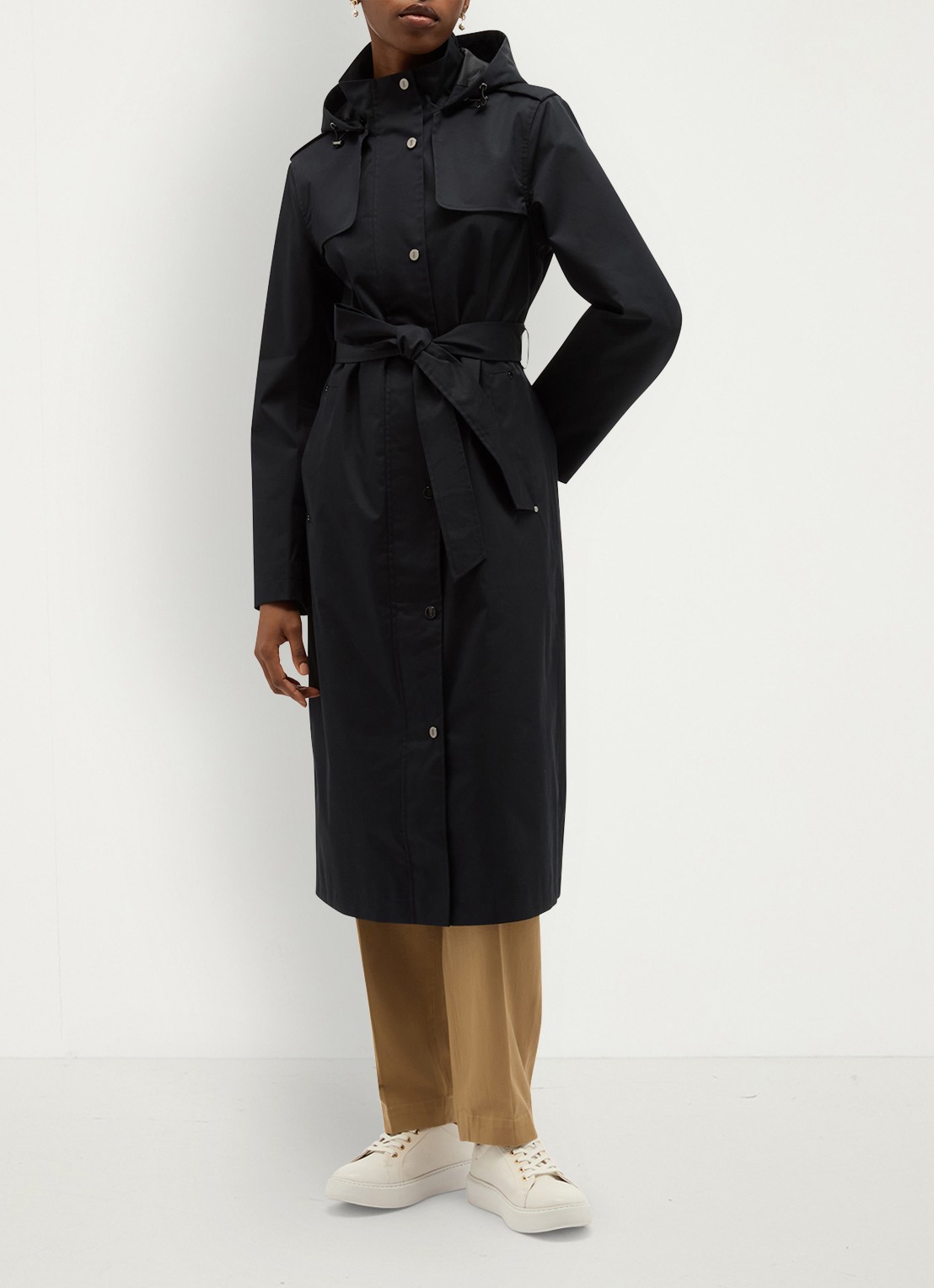 Hobbs Felicia regenjas met capuchon en steekzakken - voorkant 3 donkerblauw