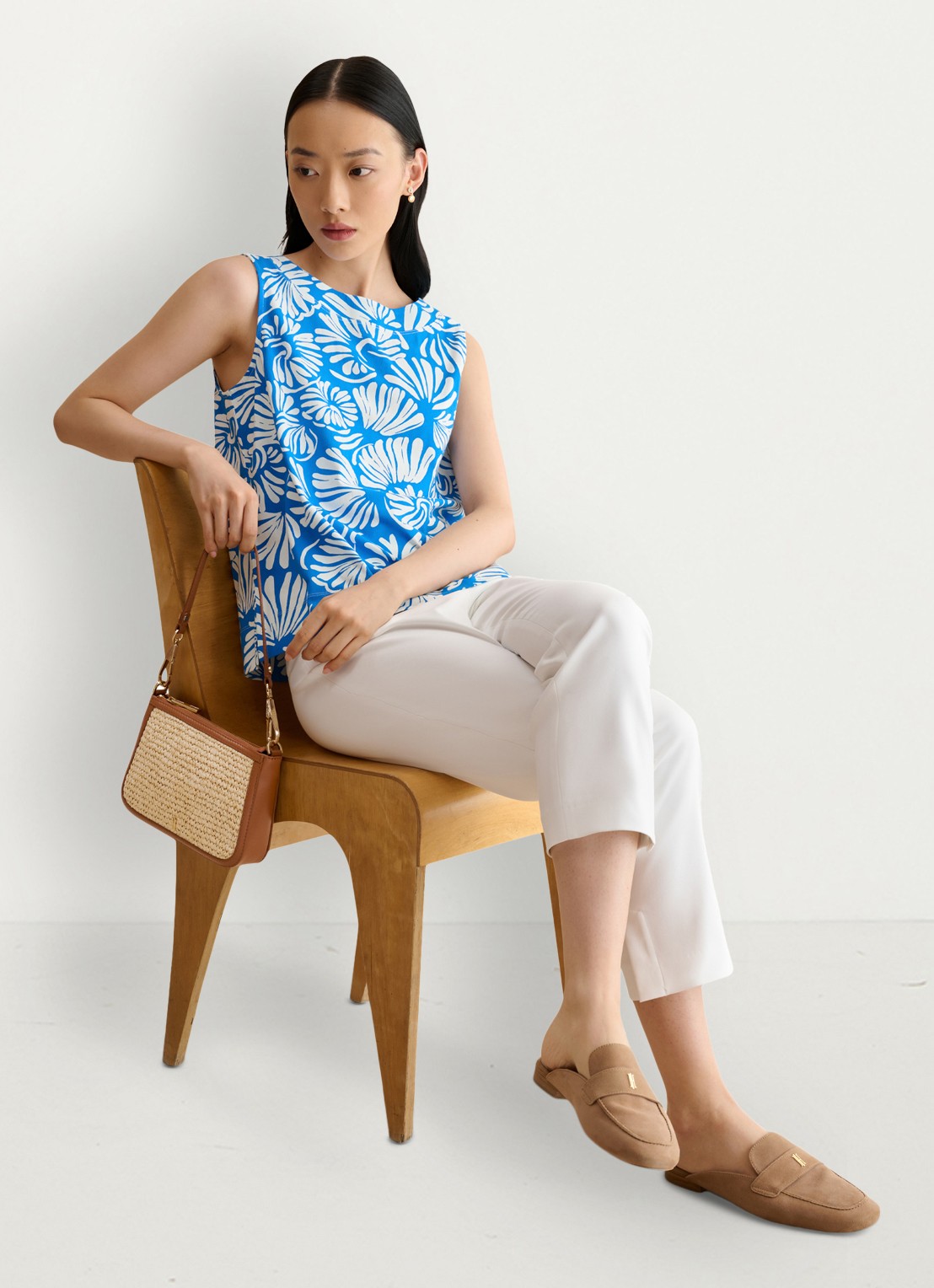 Hobbs Fern top met print - detail 3 blauw