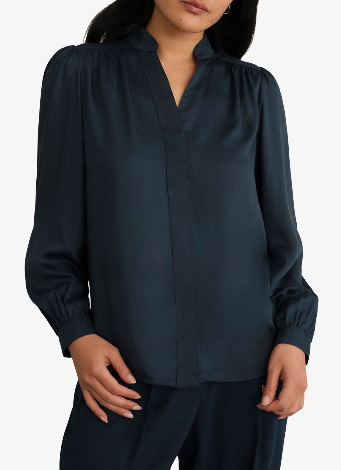 Hobbs Gwen blouse  met pofmouw - detail 4 donkerblauw