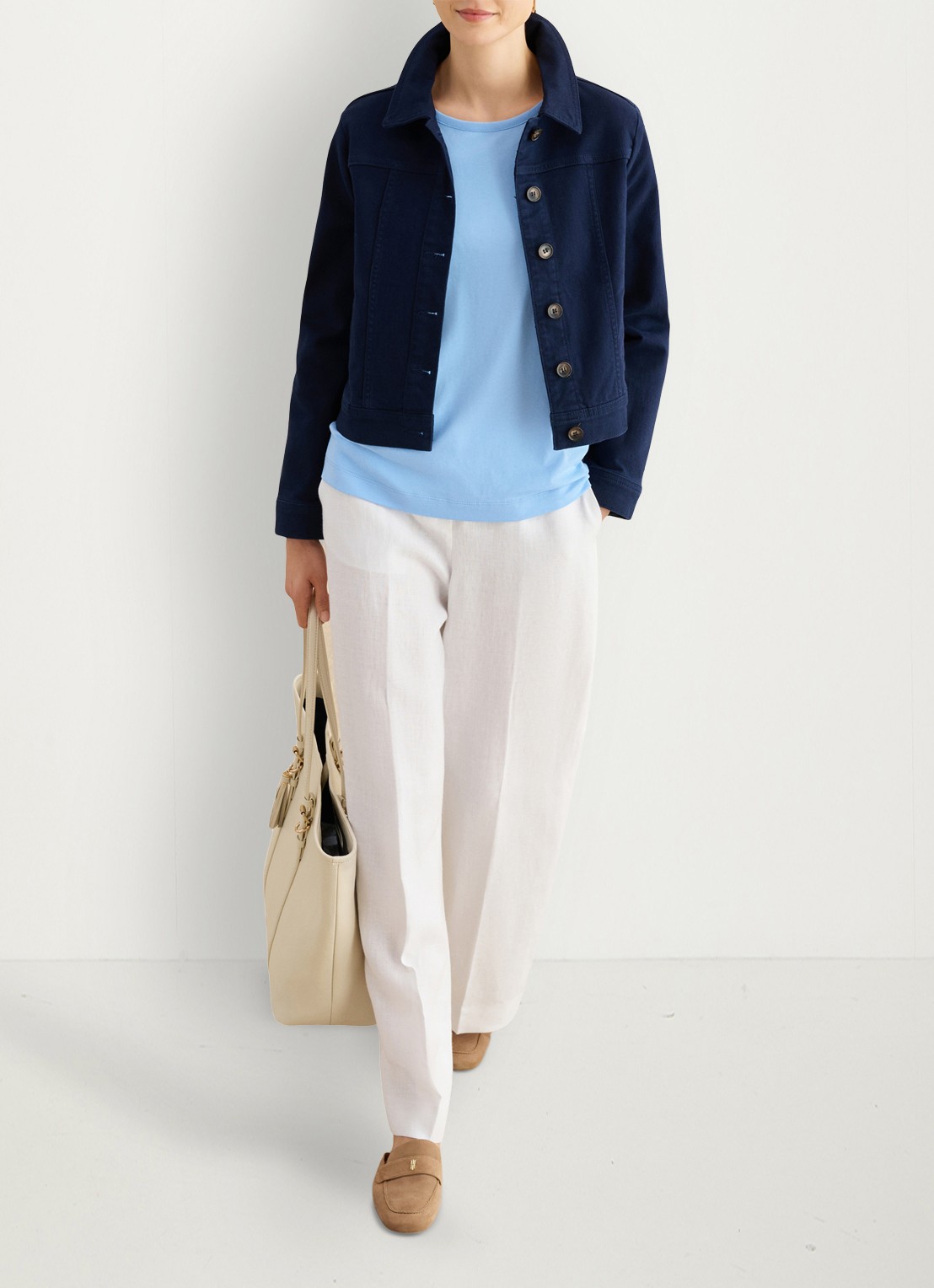 Hobbs Ivana T-shirt met broderie  - voorkant 5 lichtblauw
