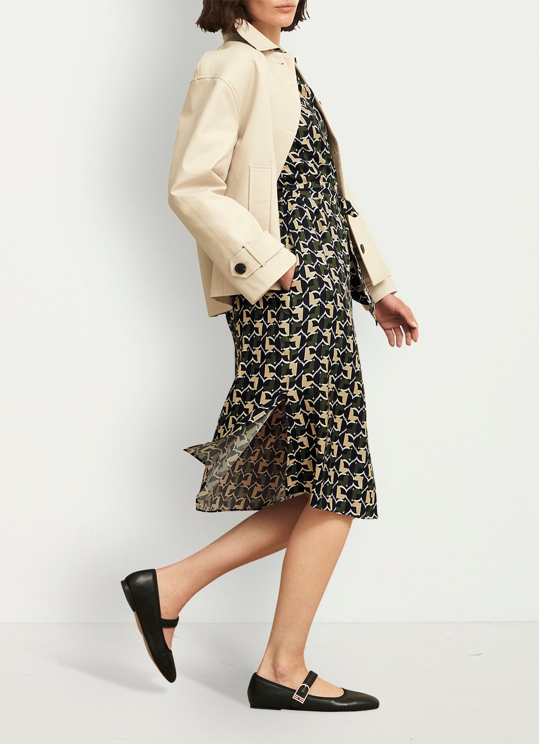 Hobbs Kalinda midi blousejurk met grafische print - detail 3 legergroen