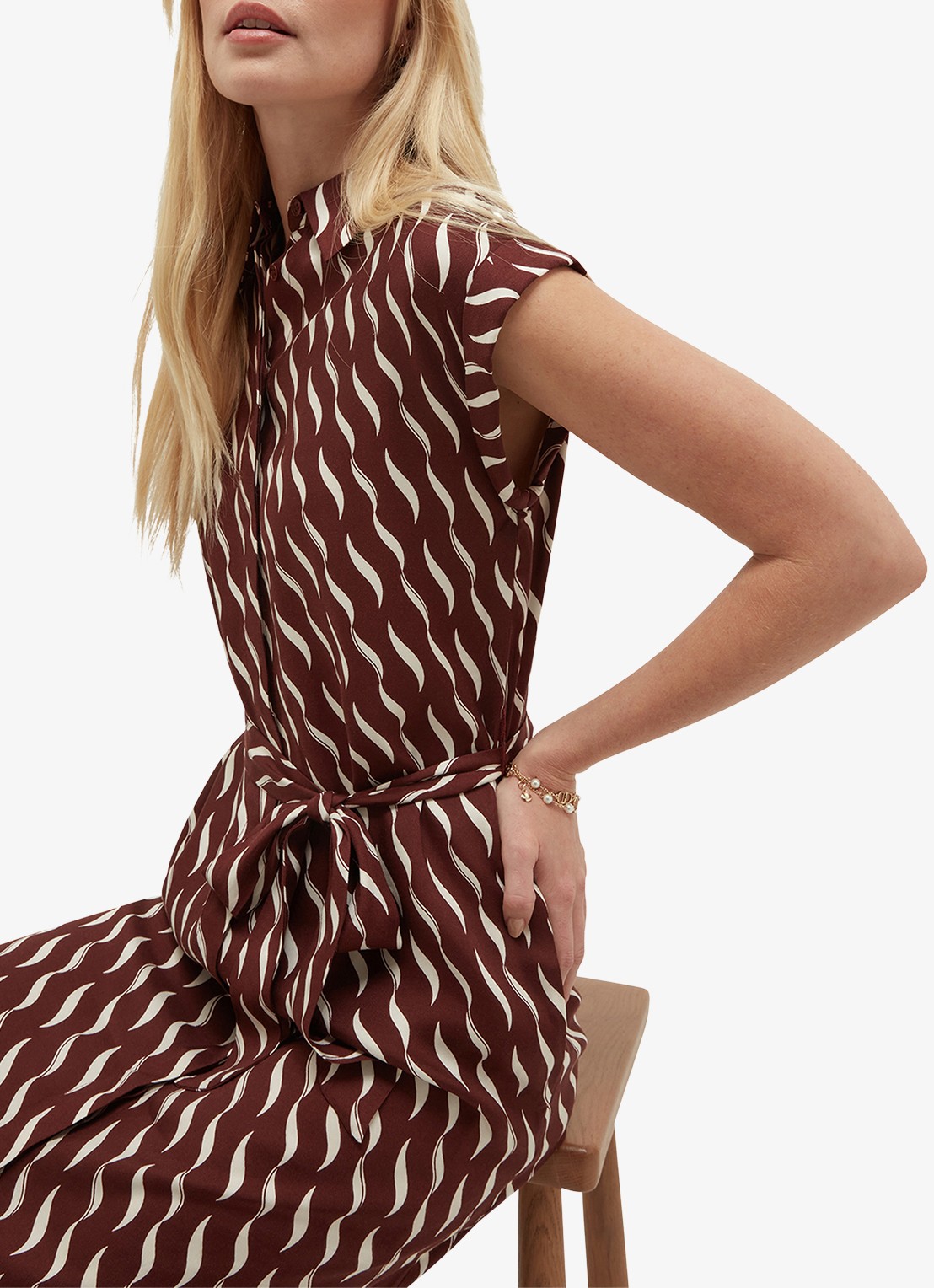 Hobbs Kalinda midi jurk met grafische print - detail bruin