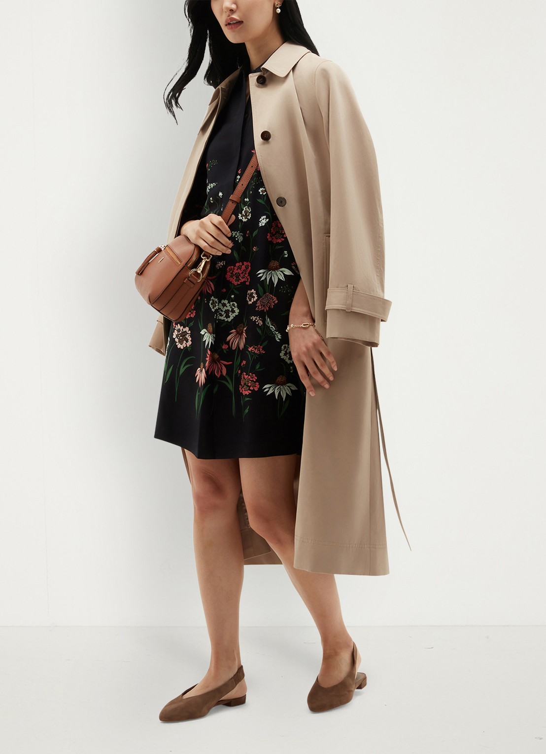 Hobbs Marci mini blousejurk met bloemenprint - detail donkerblauw