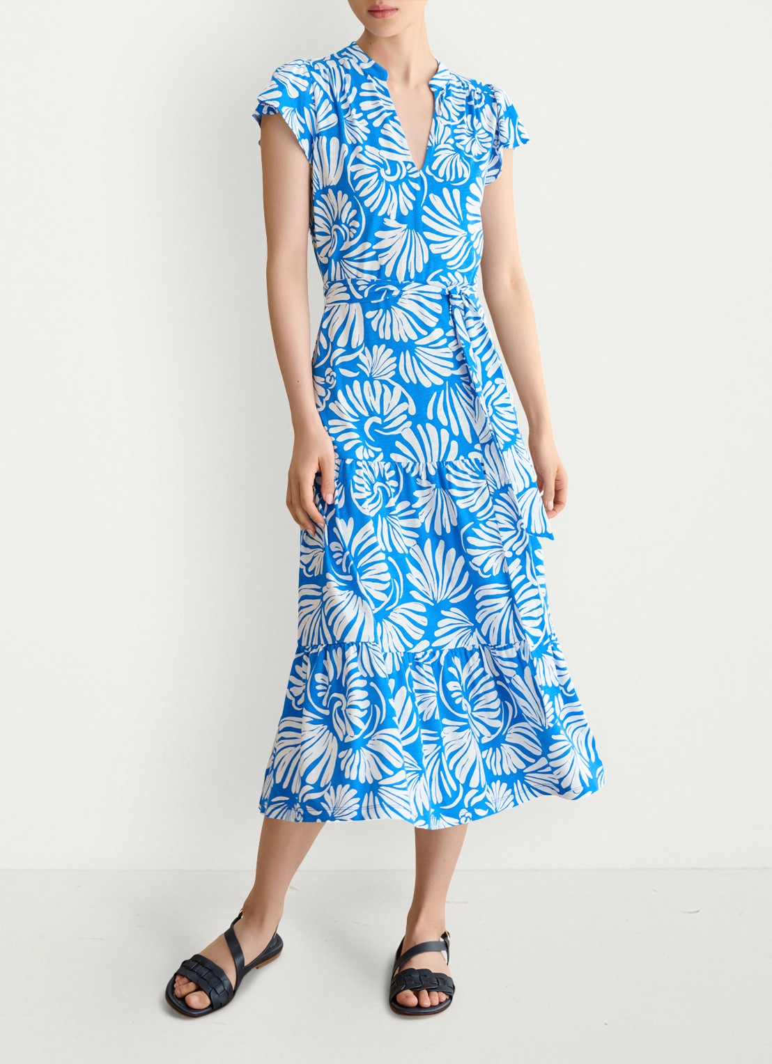 Hobbs Midi jurk met strikceintuur en print - voorkant 2 blauw
