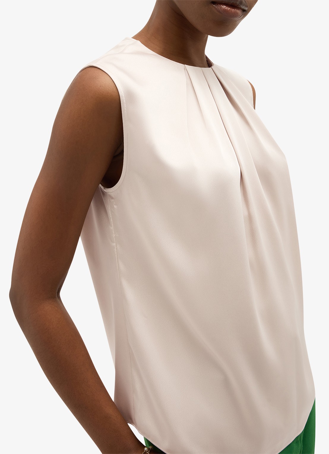 Hobbs Rosanne top met plooien - detail 3 parelmoer