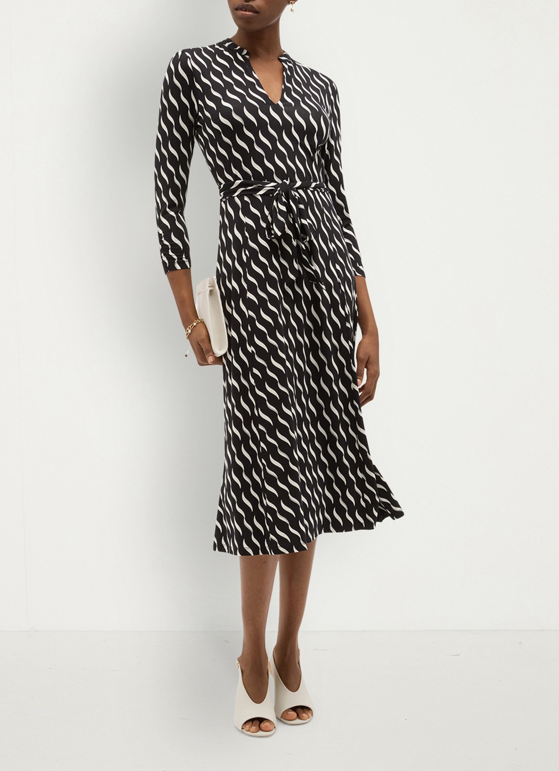 Hobbs Theodora midi jurk met grafische print - detail 2 donkerblauw