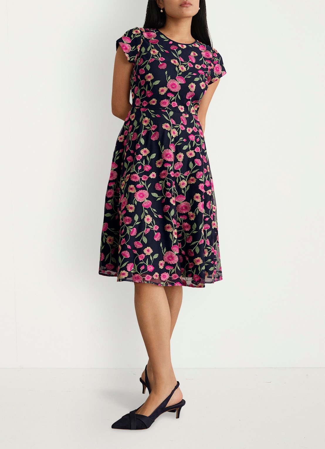 Hobbs Tia midi jurk met bloemenprint - voorkant 6 roze
